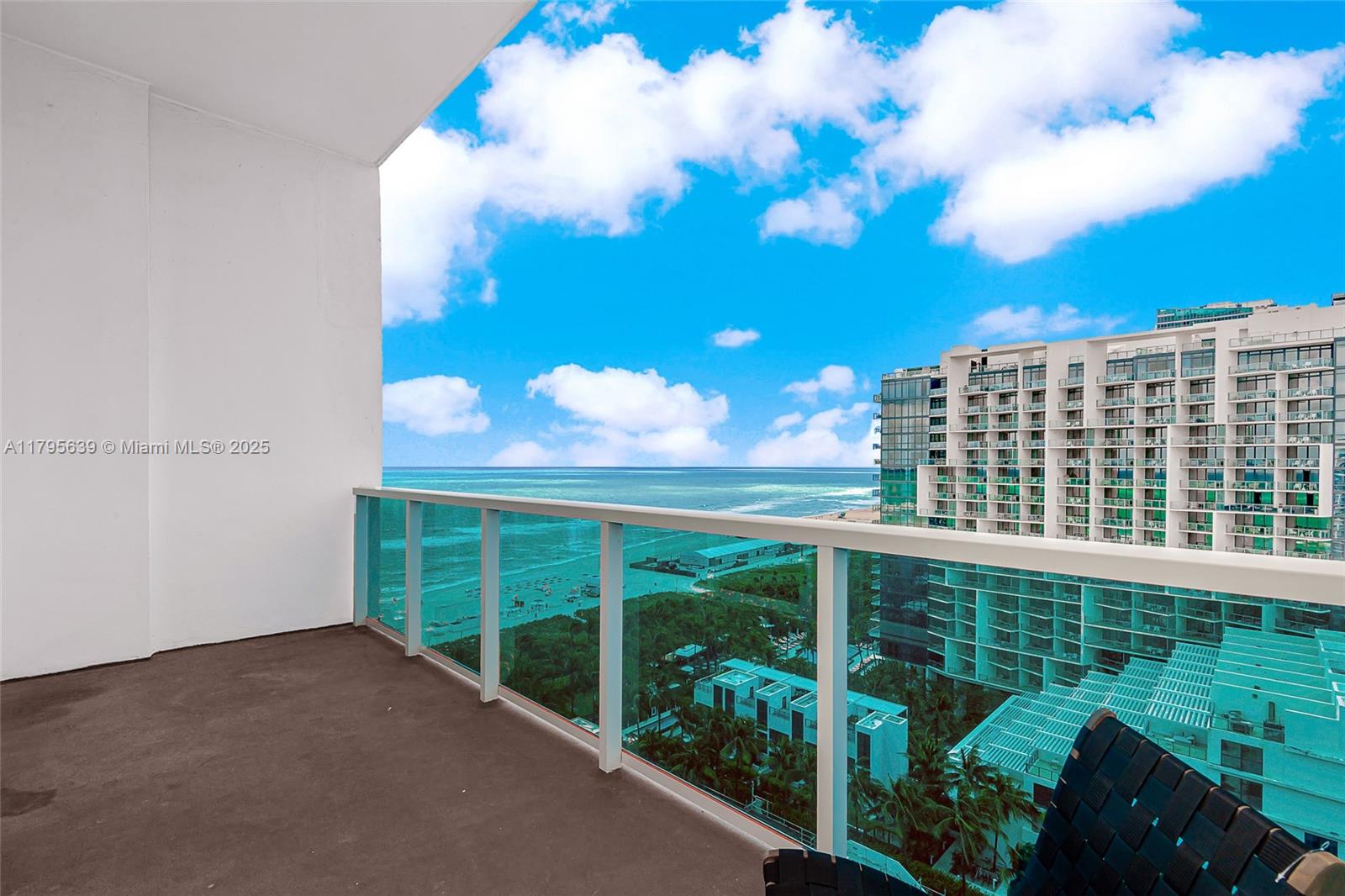 RONEY PALACE CONDO - Residential Lease