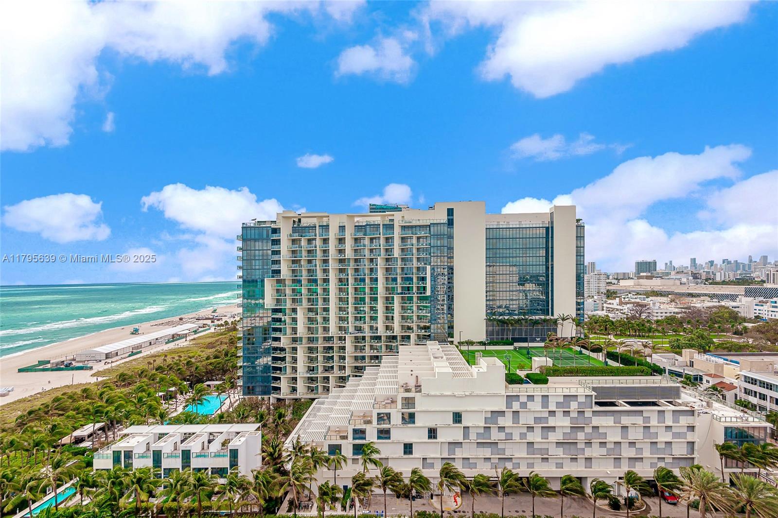 RONEY PALACE CONDO - Residential Lease