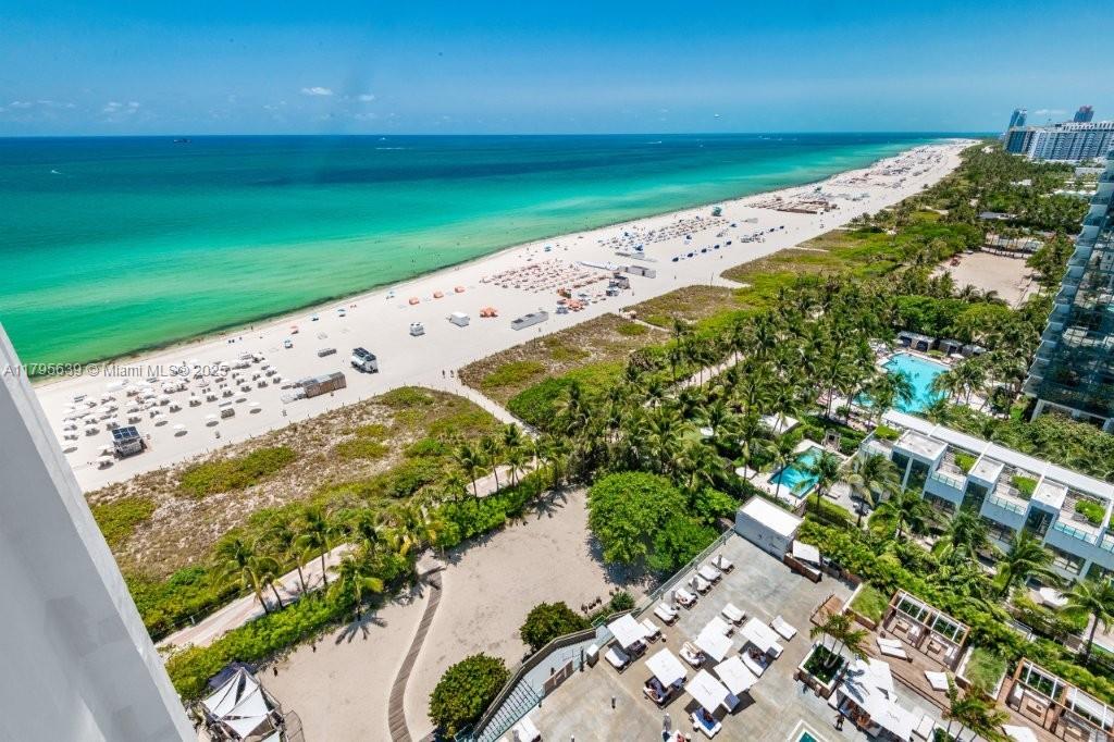 2301 Collins Ave 1605, Miami Beach, Miami-Dade County, Florida - 1 Bedrooms  
2 Bathrooms - 