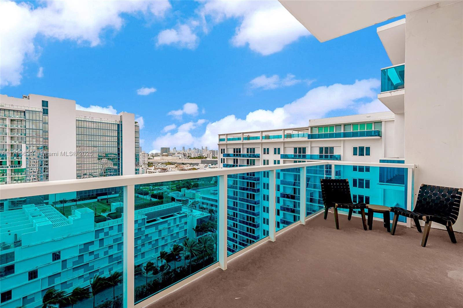 RONEY PALACE CONDO - Residential Lease