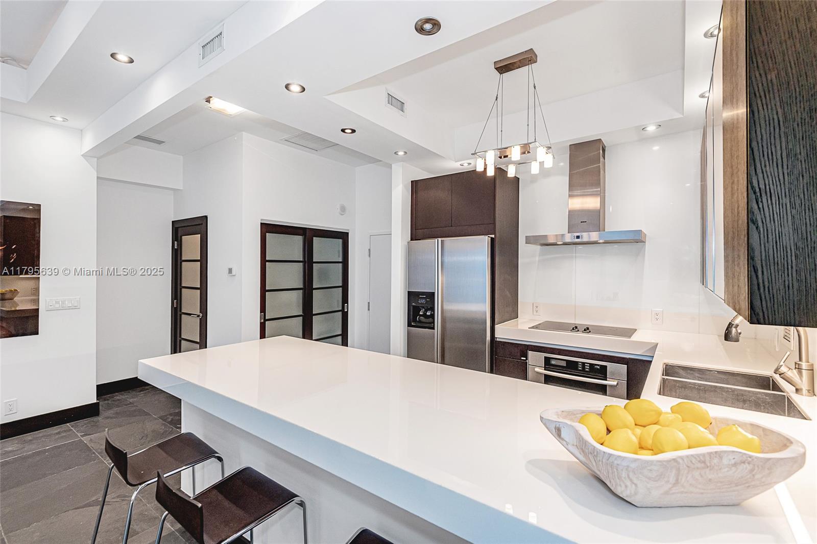 RONEY PALACE CONDO - Residential Lease