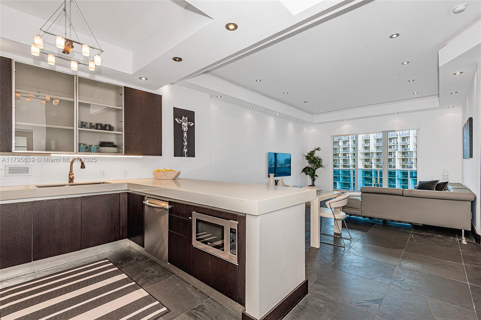 RONEY PALACE CONDO - Residential Lease