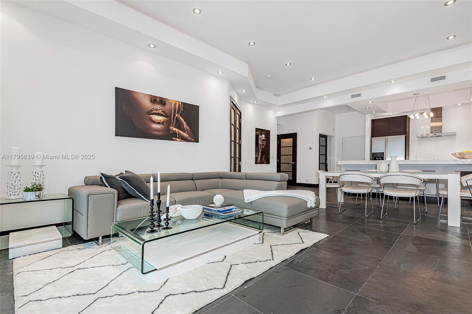 RONEY PALACE CONDO - Residential Lease