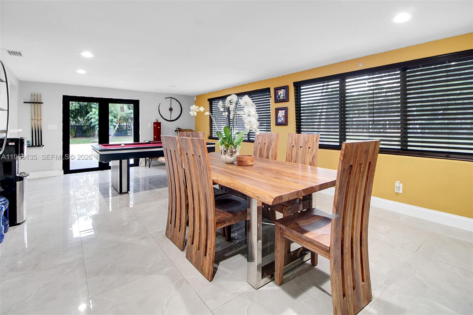 Redlans - Residential