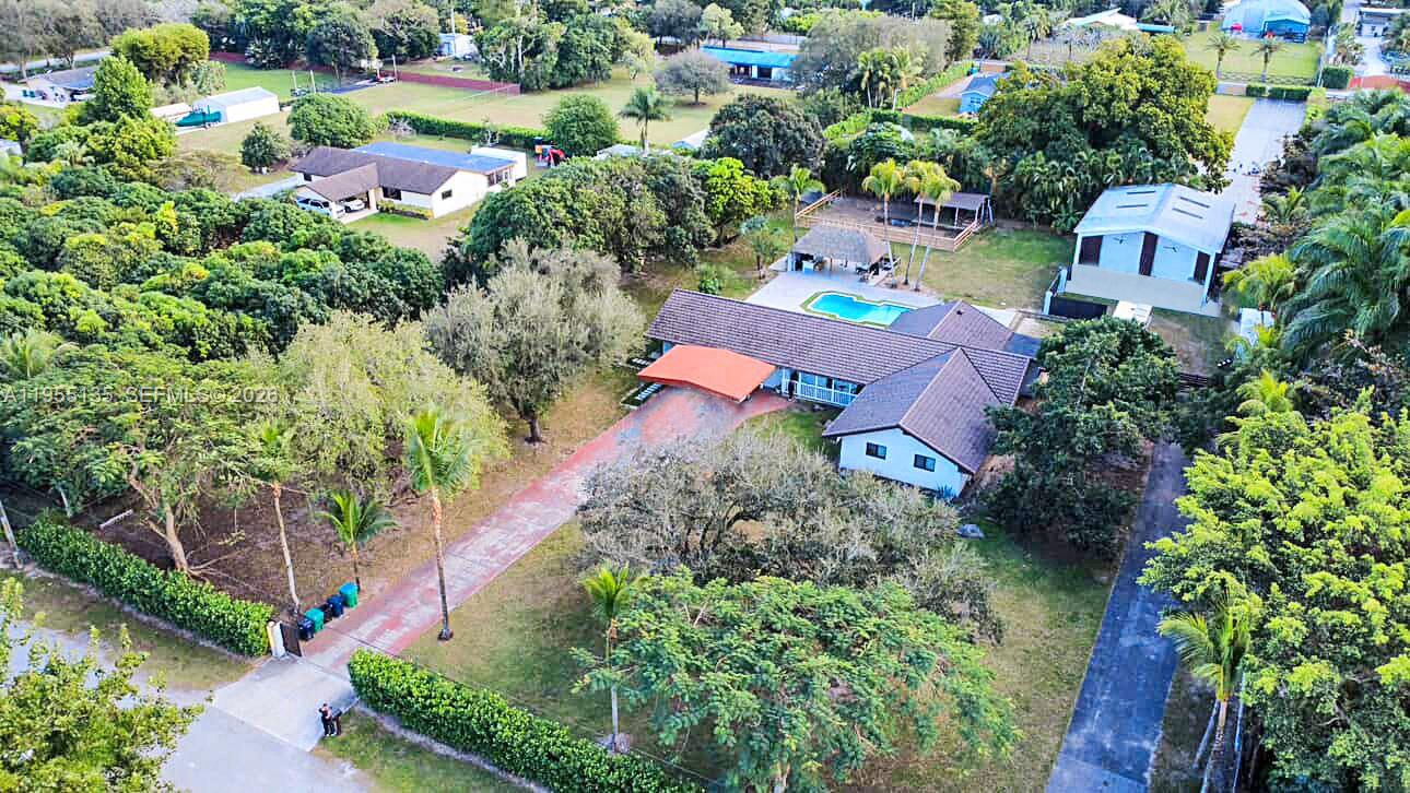 Redlans - Residential