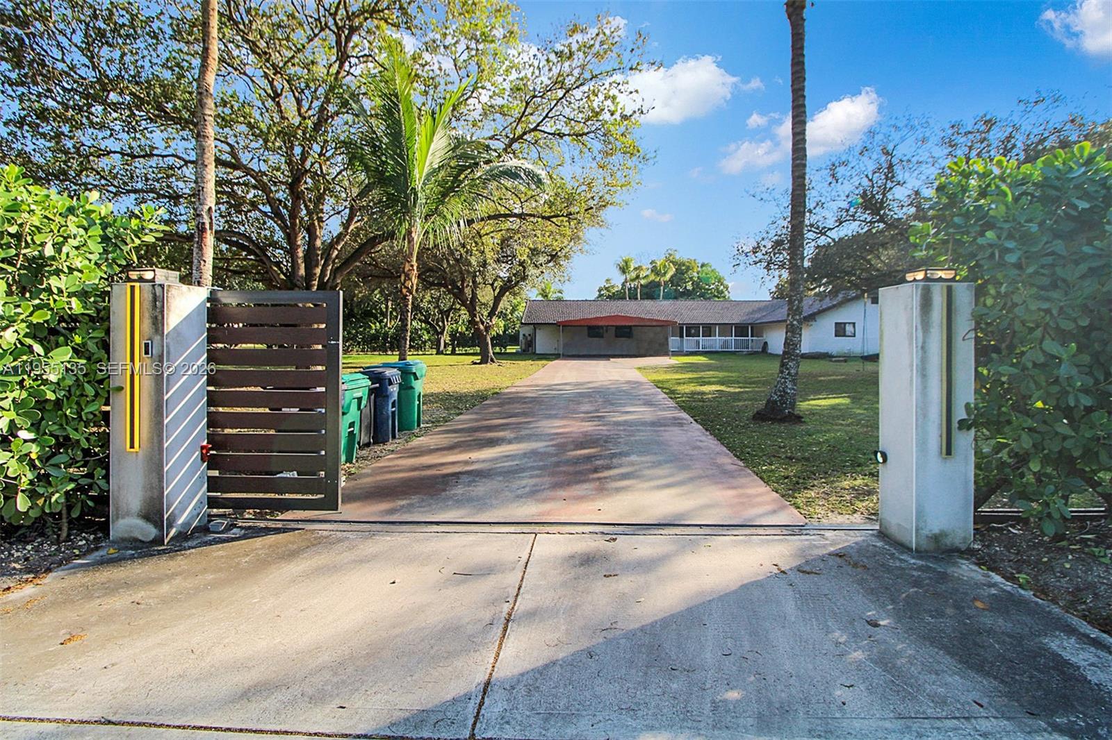 Redlans - Residential