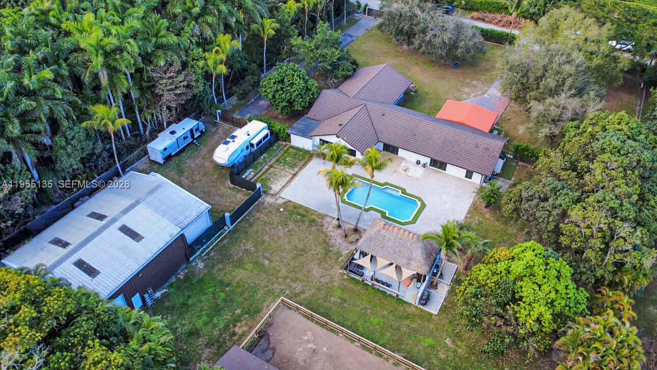 Redlans - Residential