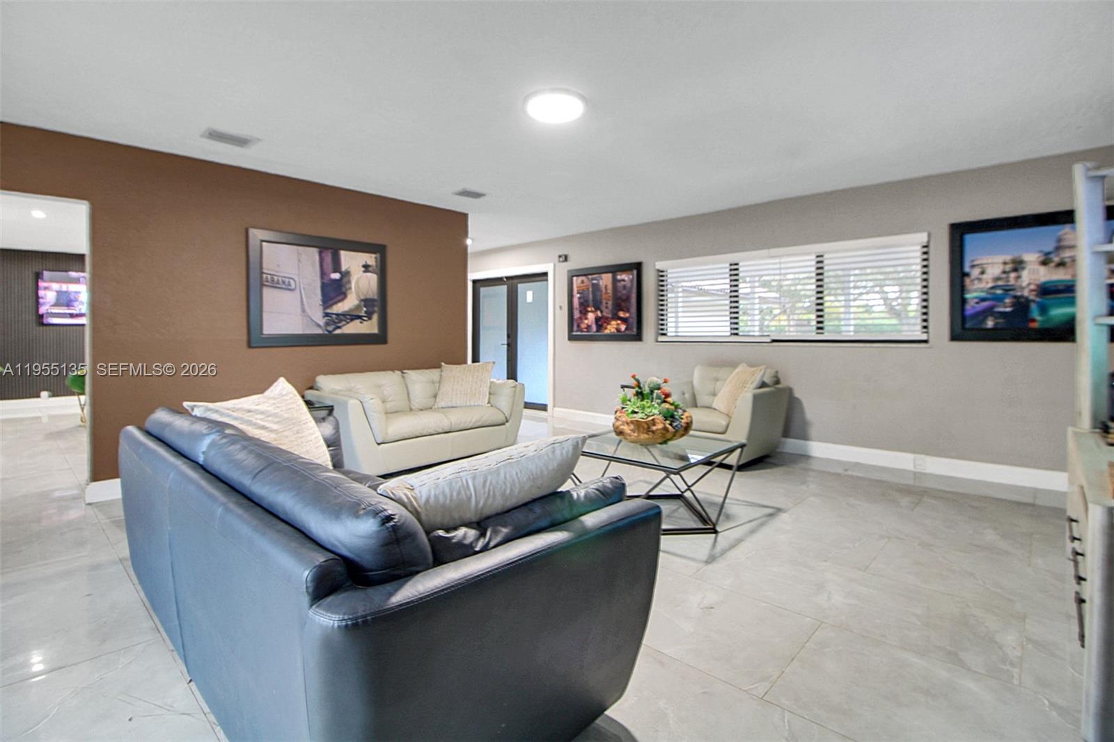 Redlans - Residential