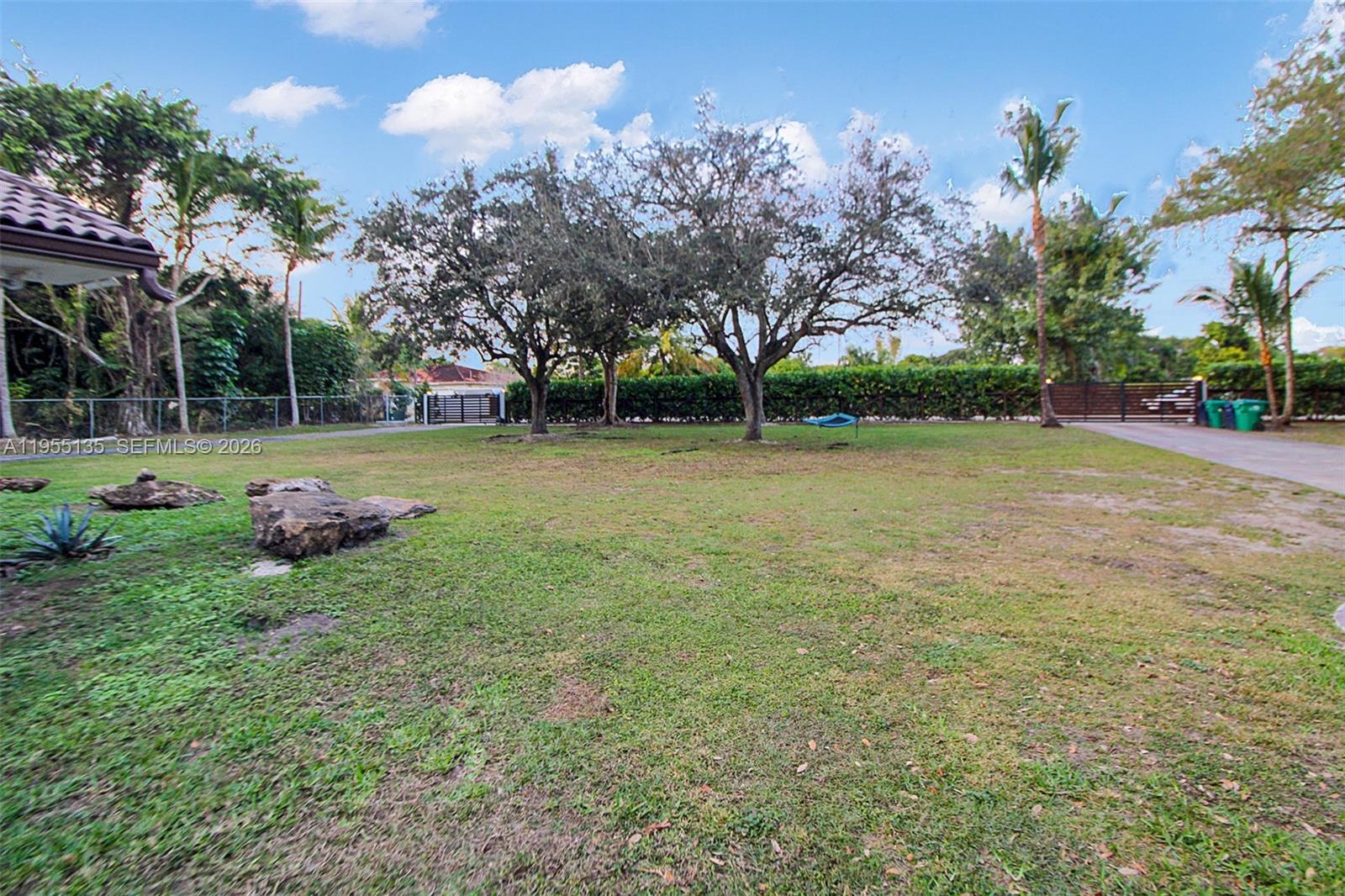 Redlans - Residential