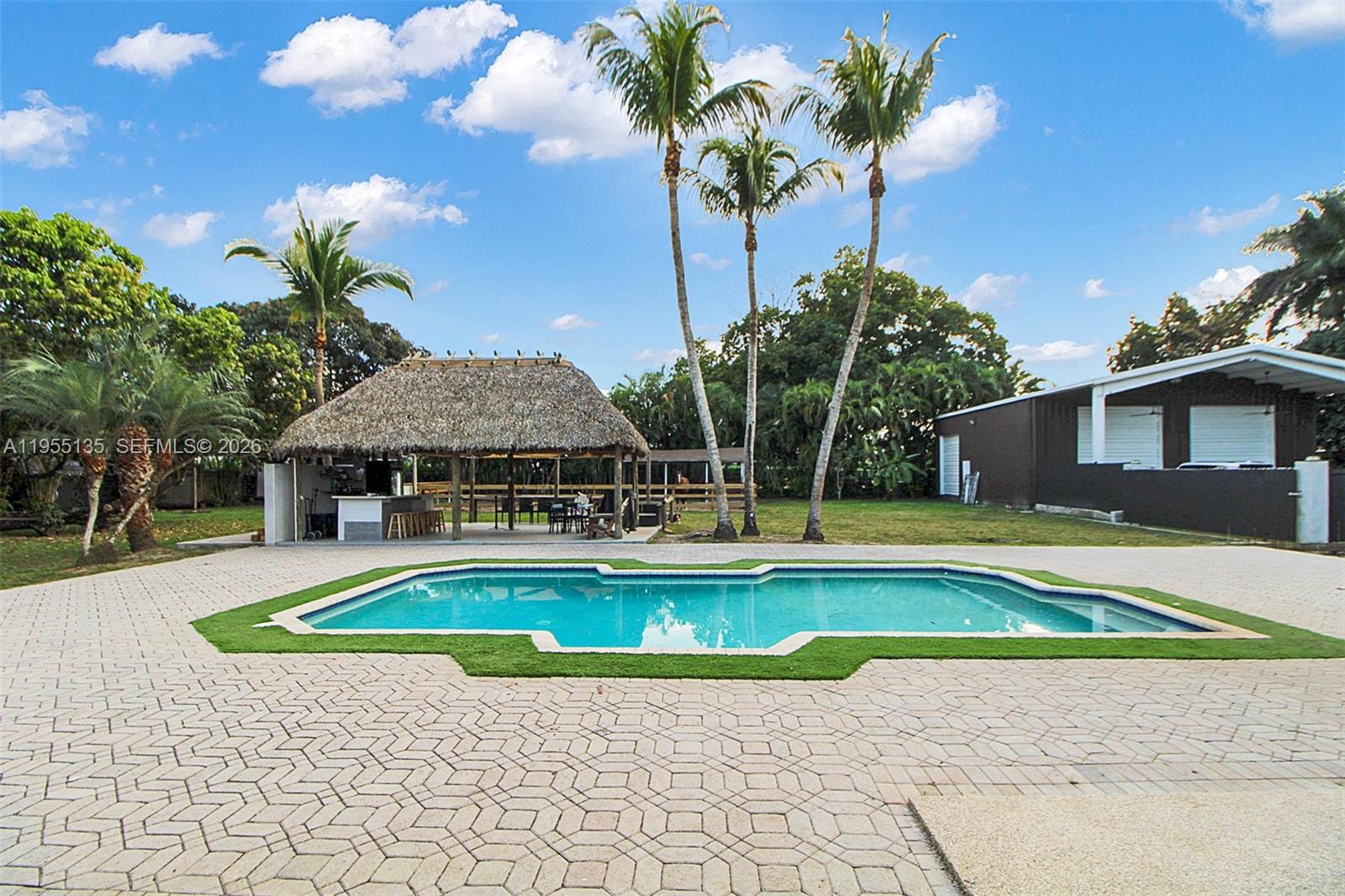 Redlans - Residential