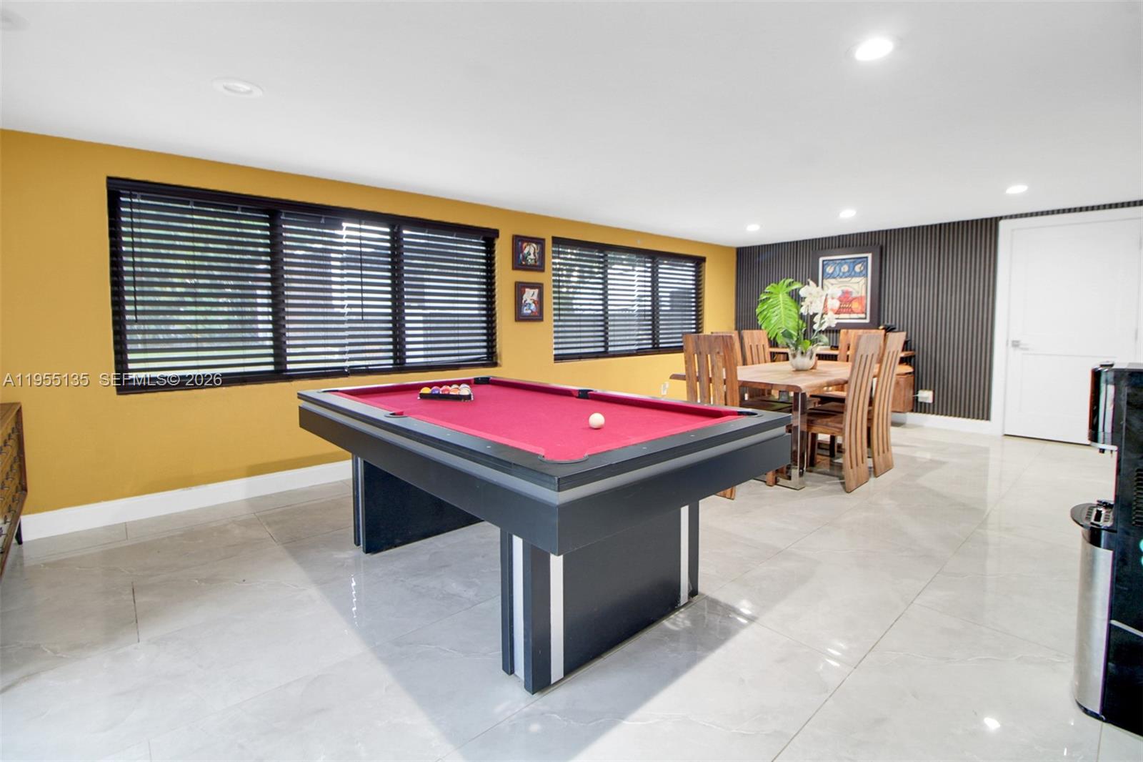 Redlans - Residential