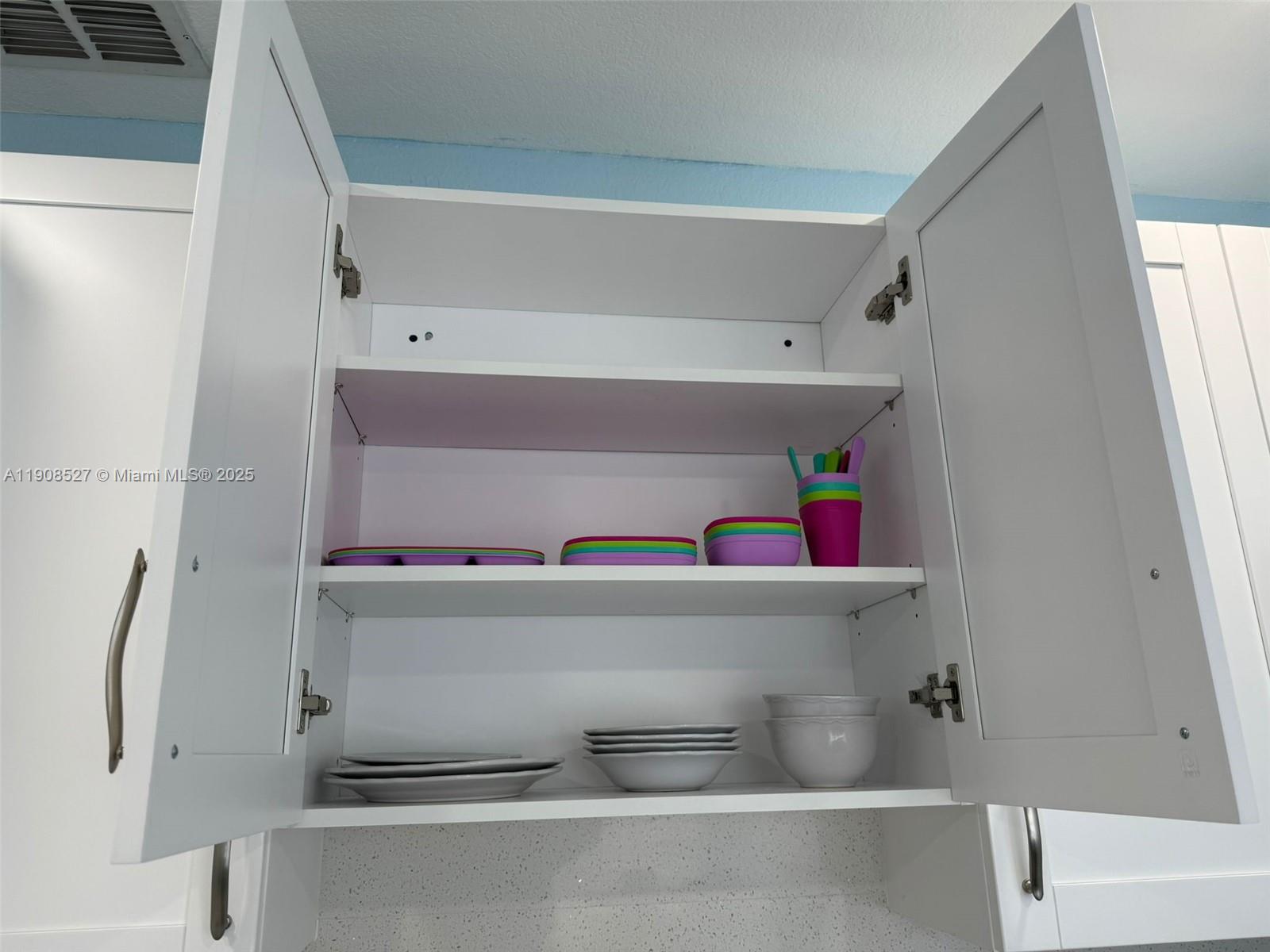 WESTWOOD LAKE 1ST ADDN - Residential Lease