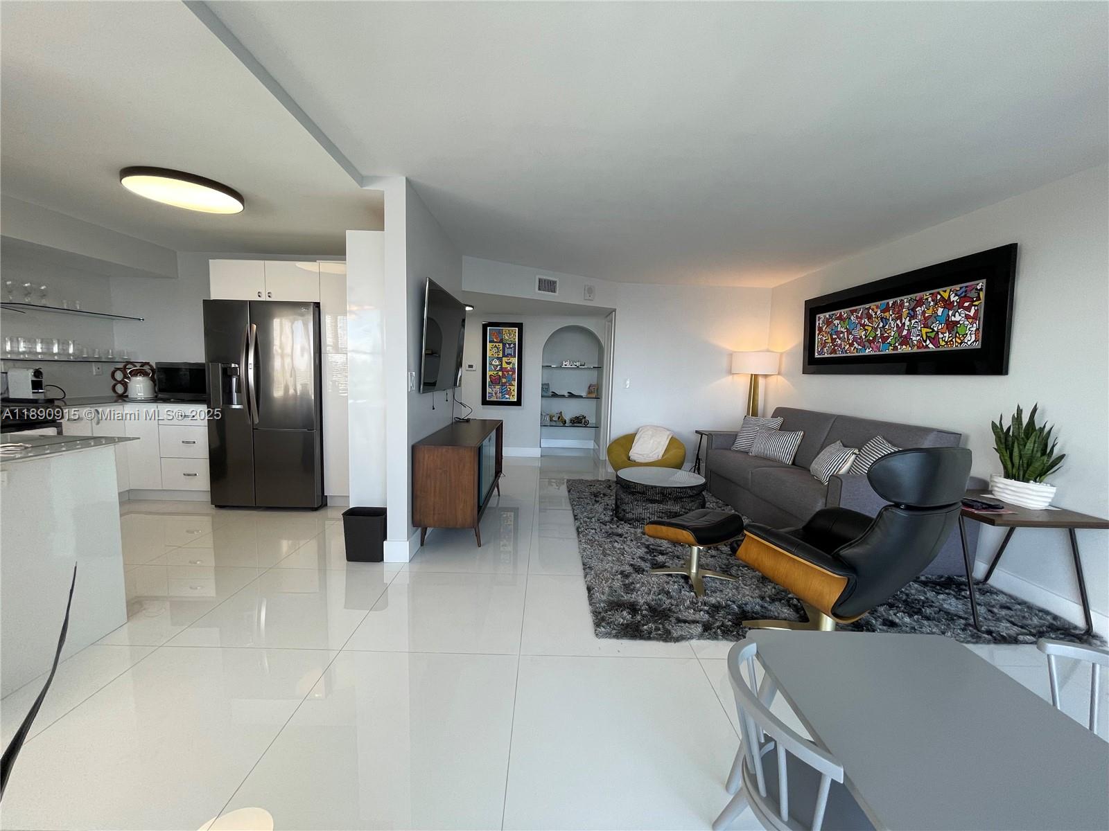 REEF SOUTH CONDO - Residential Lease
