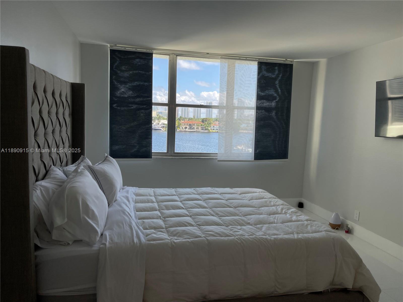 REEF SOUTH CONDO - Residential Lease
