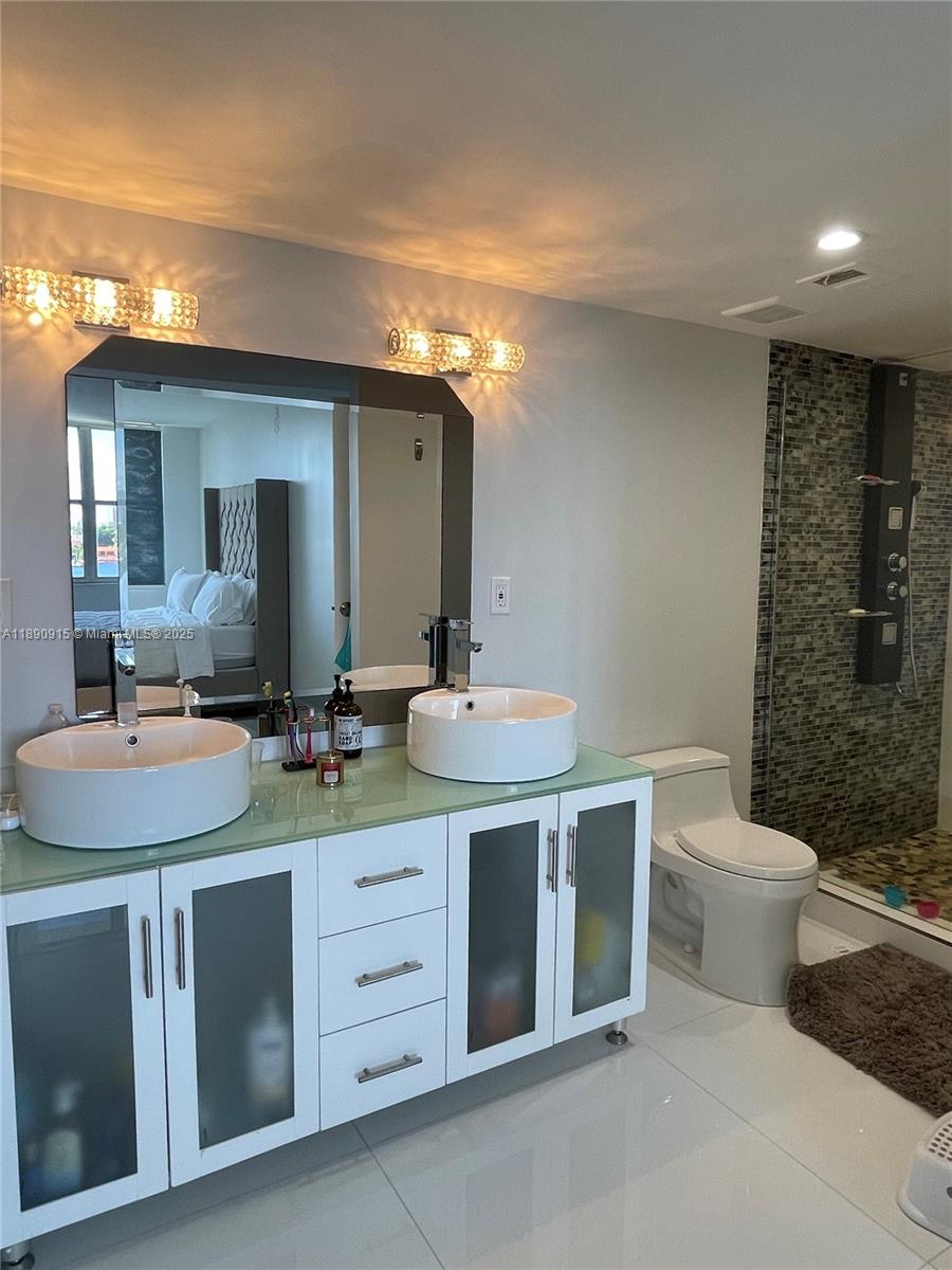 REEF SOUTH CONDO - Residential Lease
