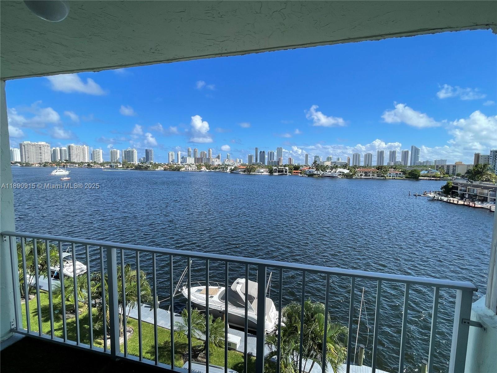 REEF SOUTH CONDO - Residential Lease