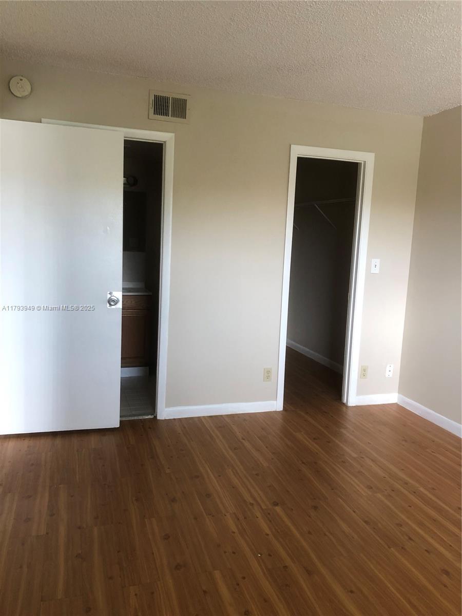 9044 NW 28th Dr 3-202