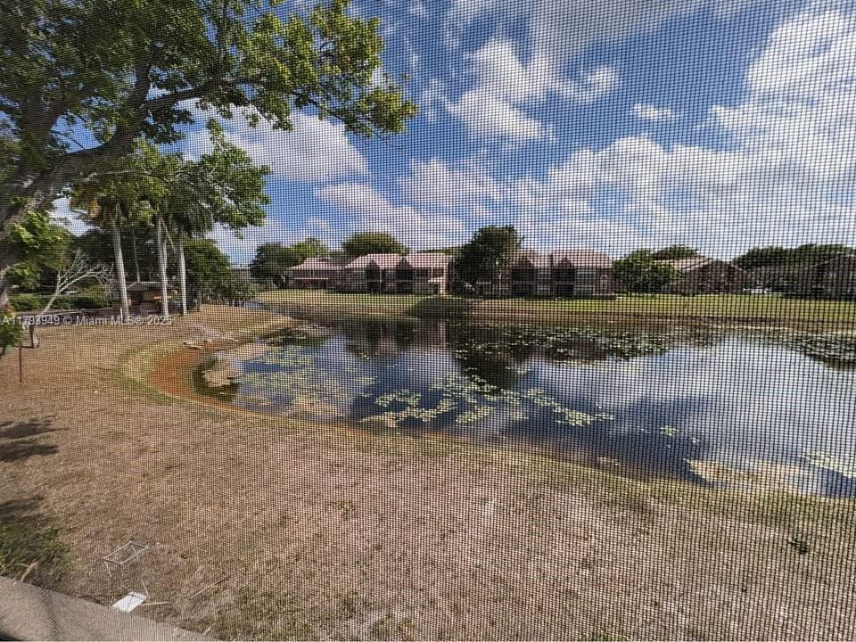 ISLAND CLUB AT CORAL SPRI - Residential