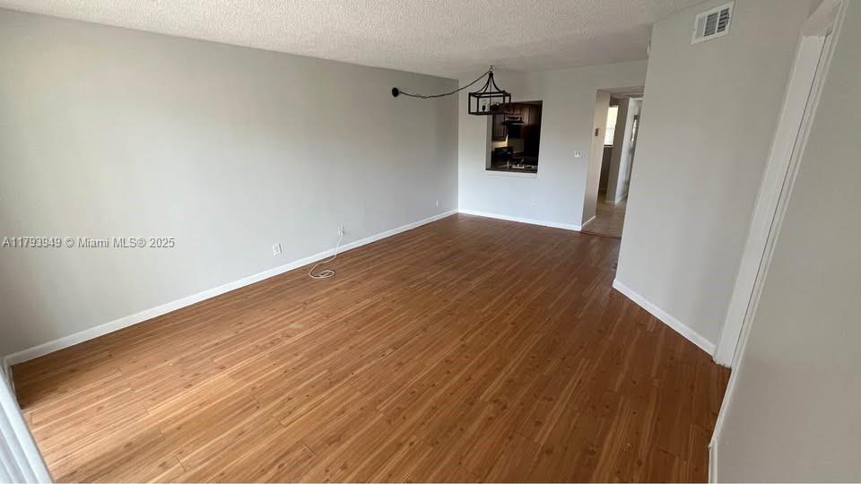 ISLAND CLUB AT CORAL SPRI - Residential