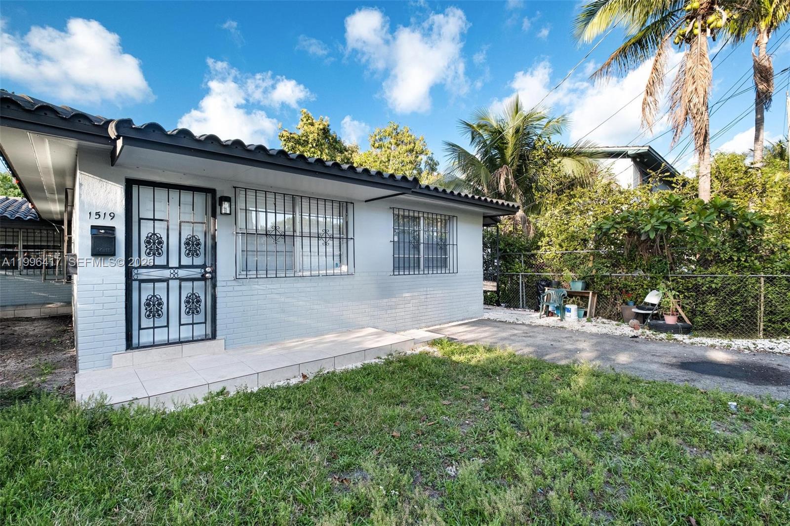 CEDARHURST - Residential Income