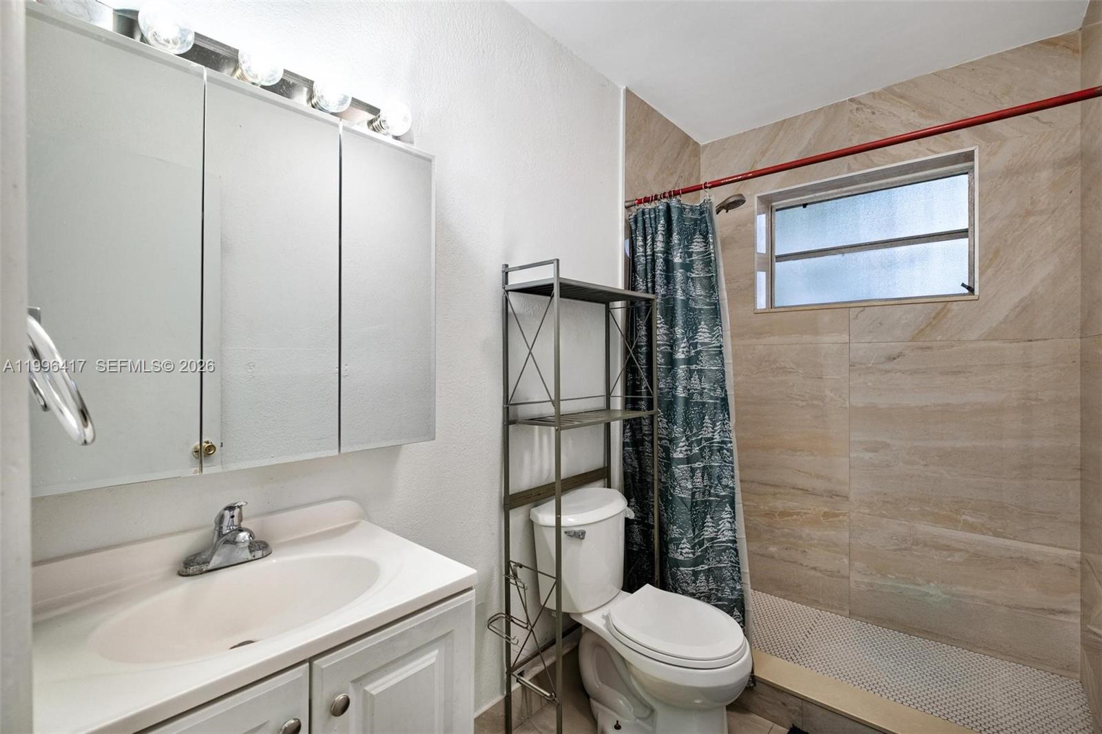 CEDARHURST - Residential Income