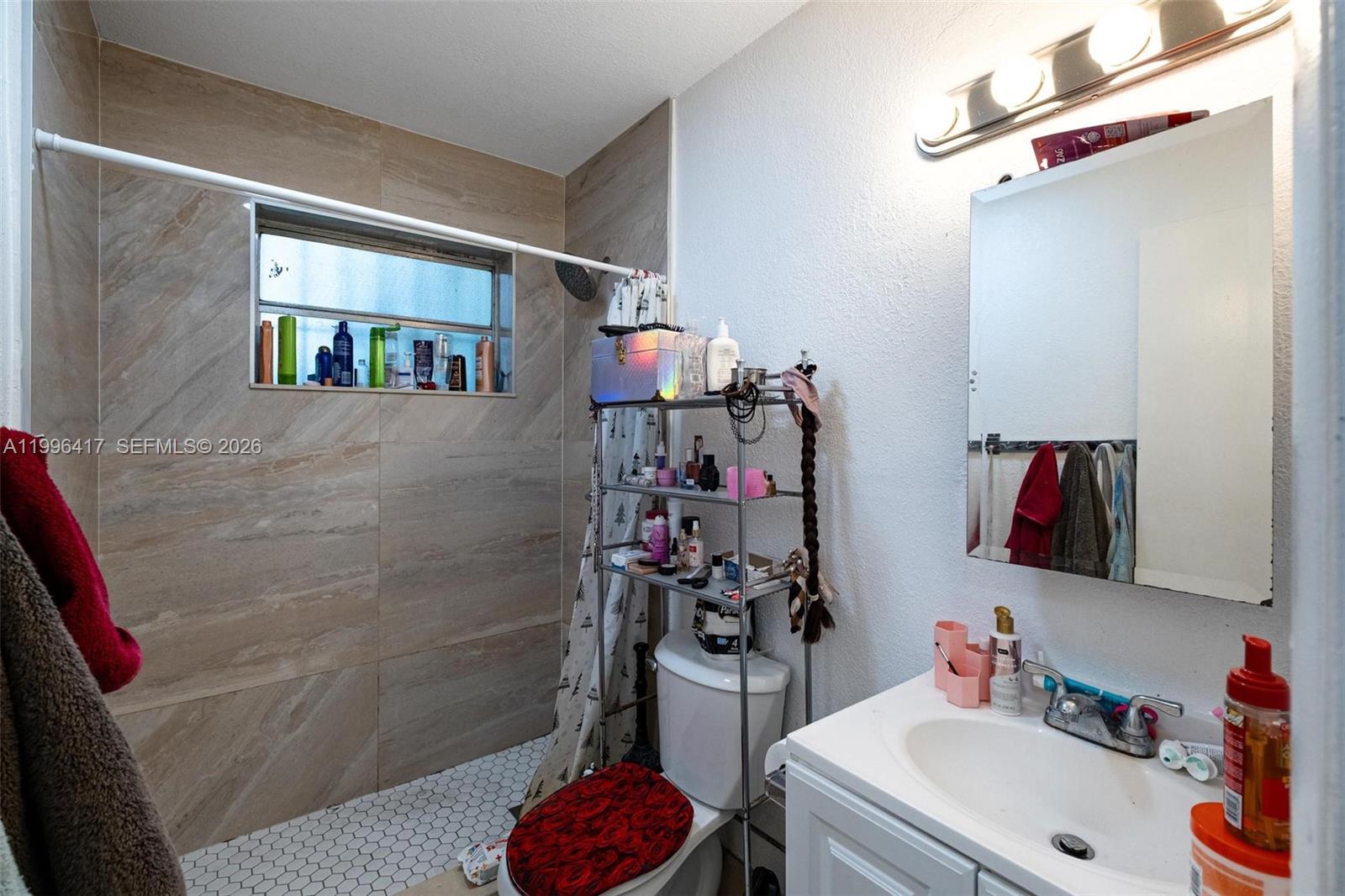 CEDARHURST - Residential Income