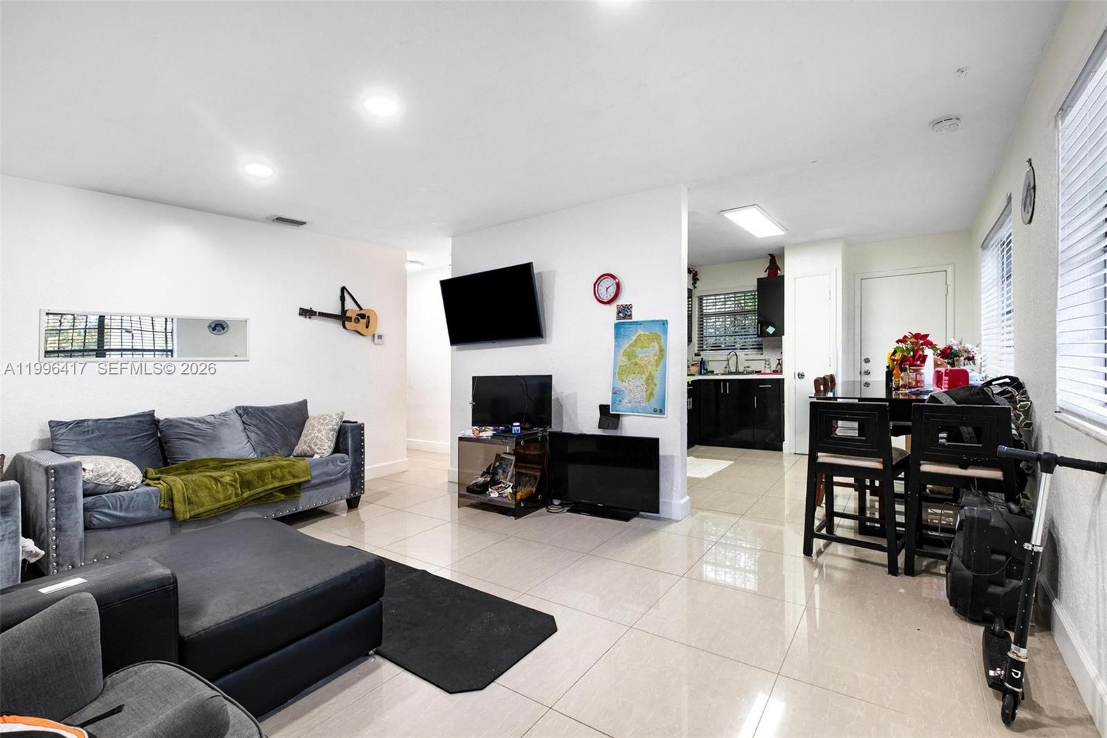 CEDARHURST - Residential Income