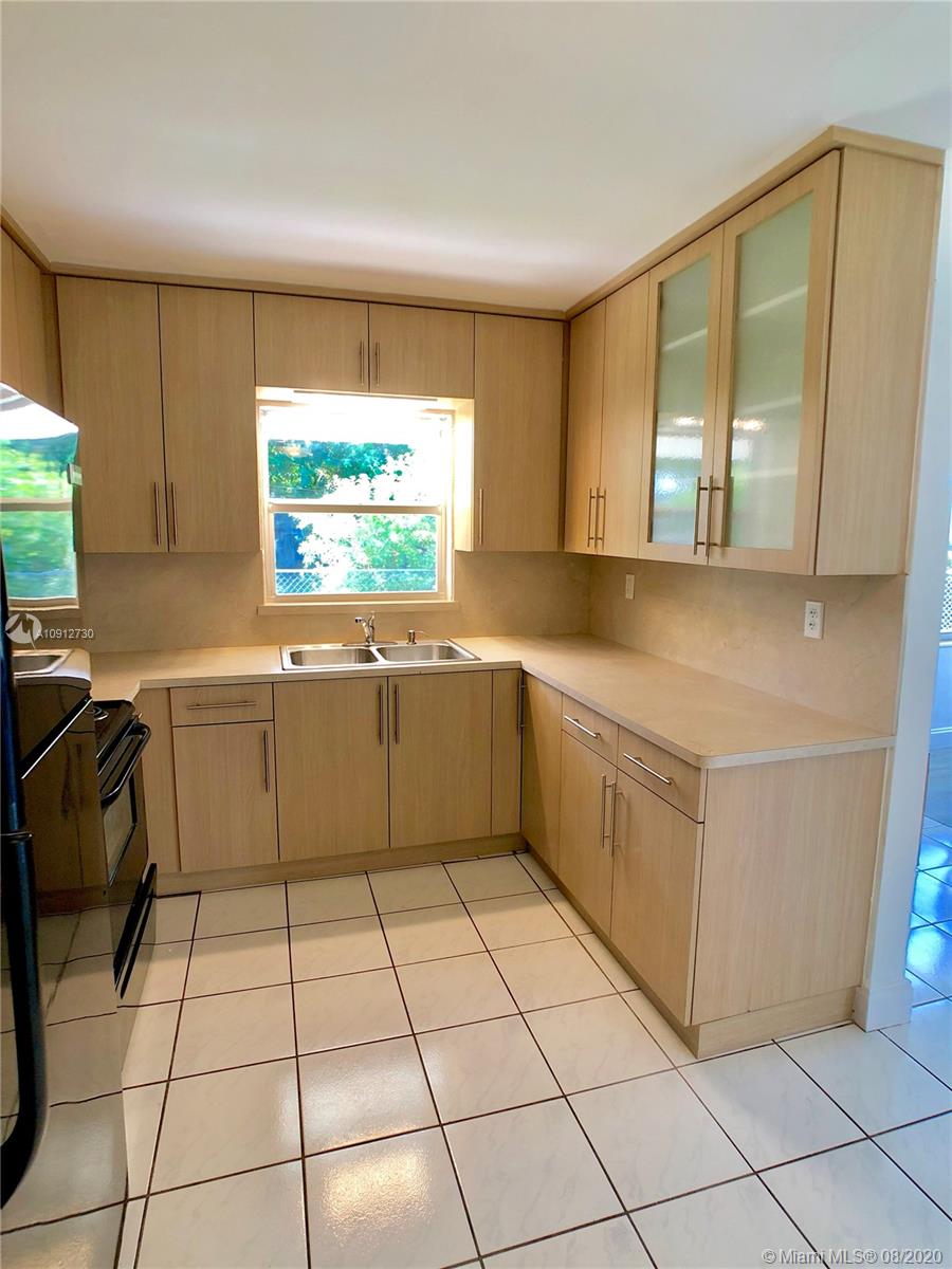 BELLCAMP MANOR - Residential Lease