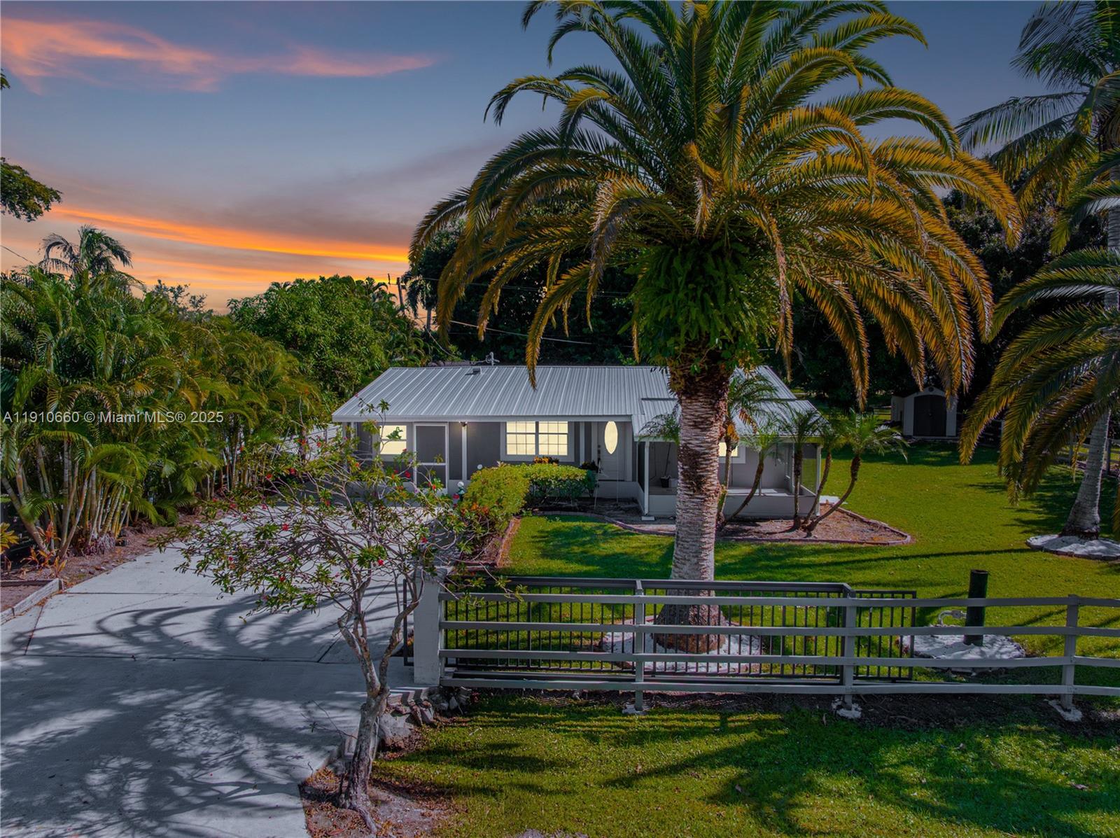 ALABAMA GROVE TERRACE - Residential