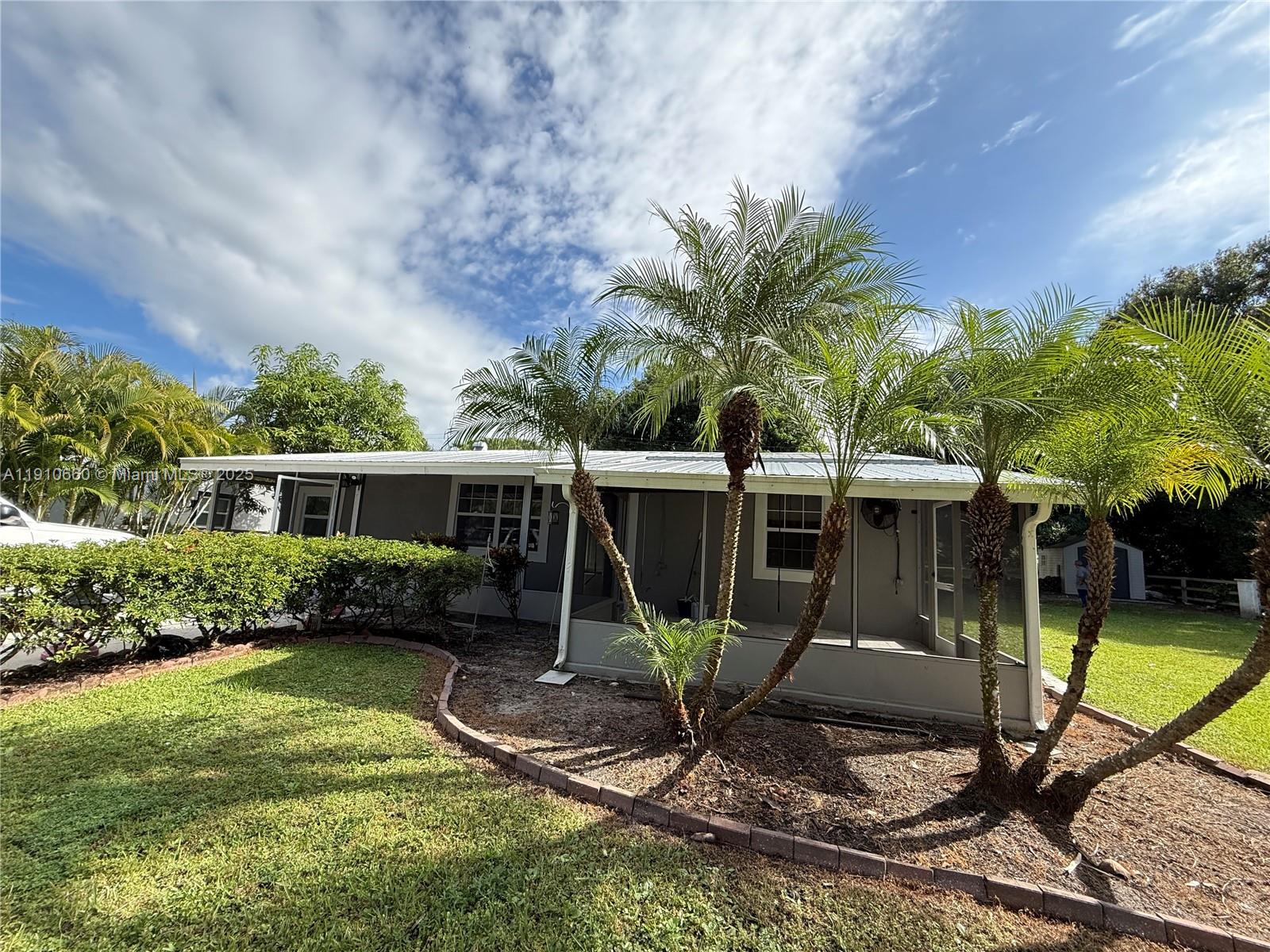 ALABAMA GROVE TERRACE - Residential