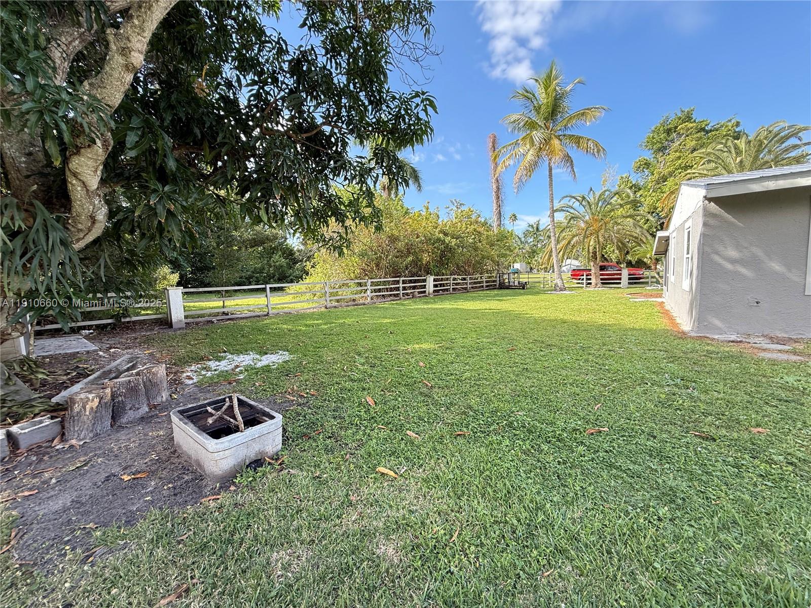 ALABAMA GROVE TERRACE - Residential