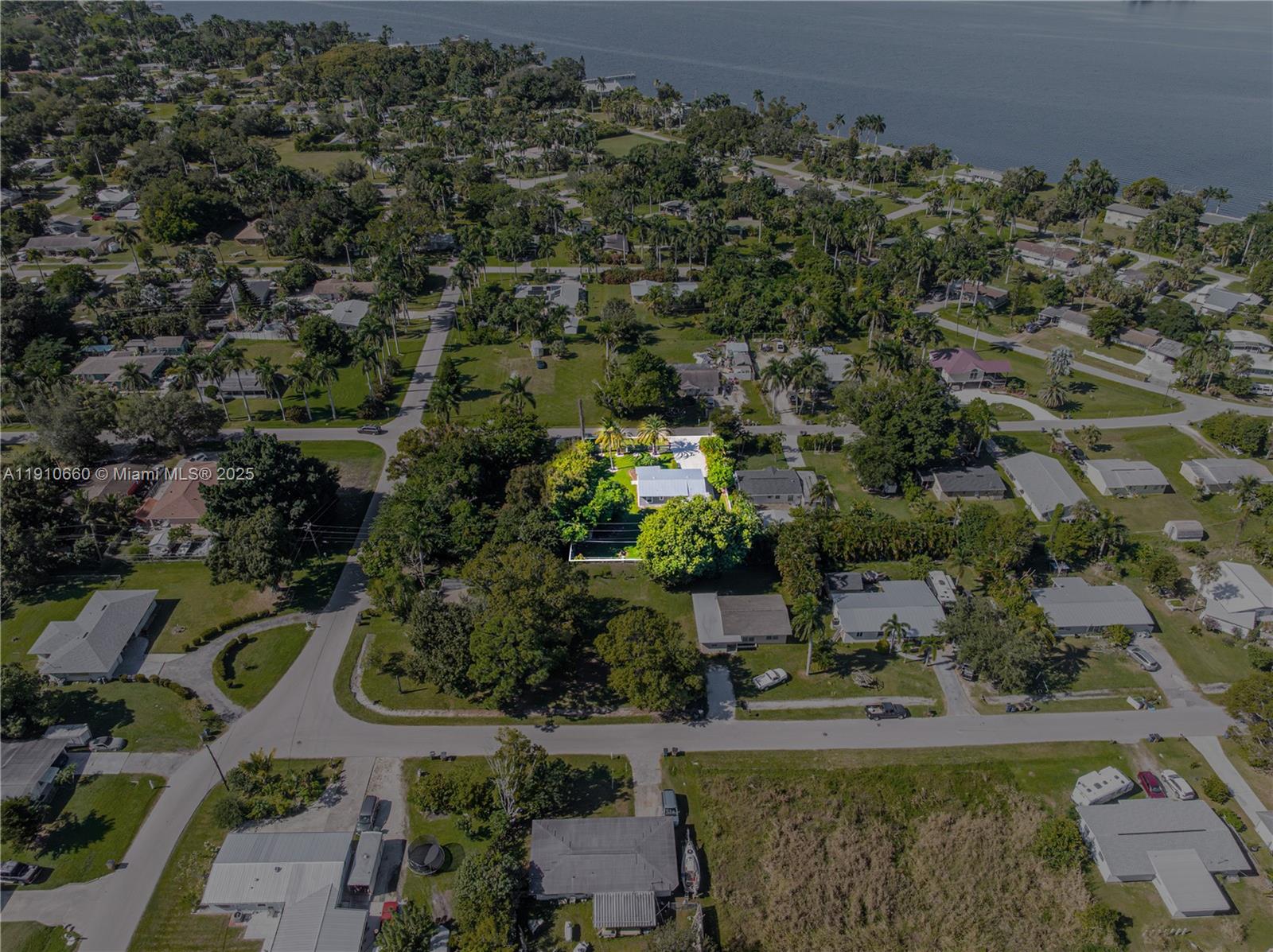 ALABAMA GROVE TERRACE - Residential