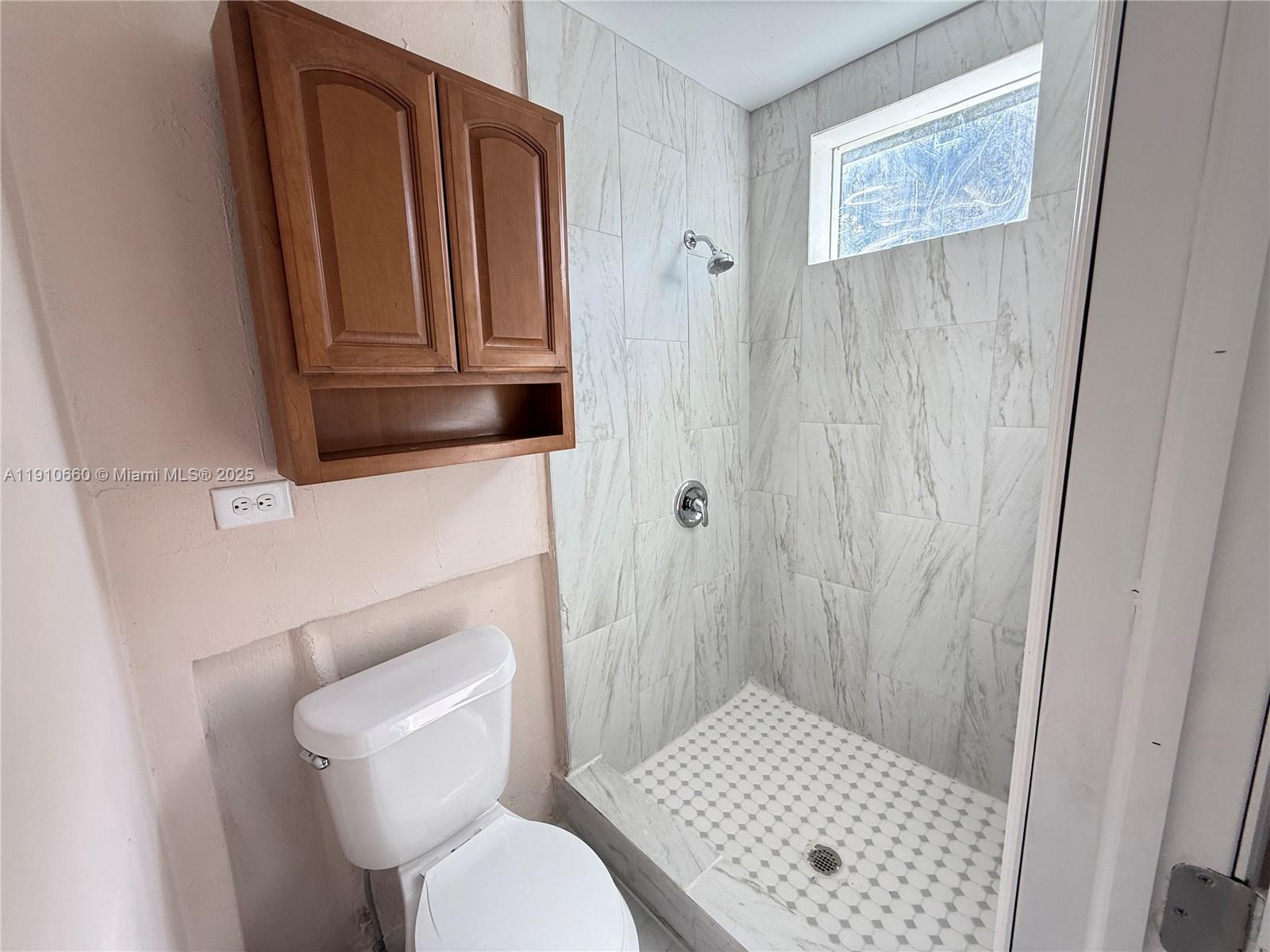 ALABAMA GROVE TERRACE - Residential