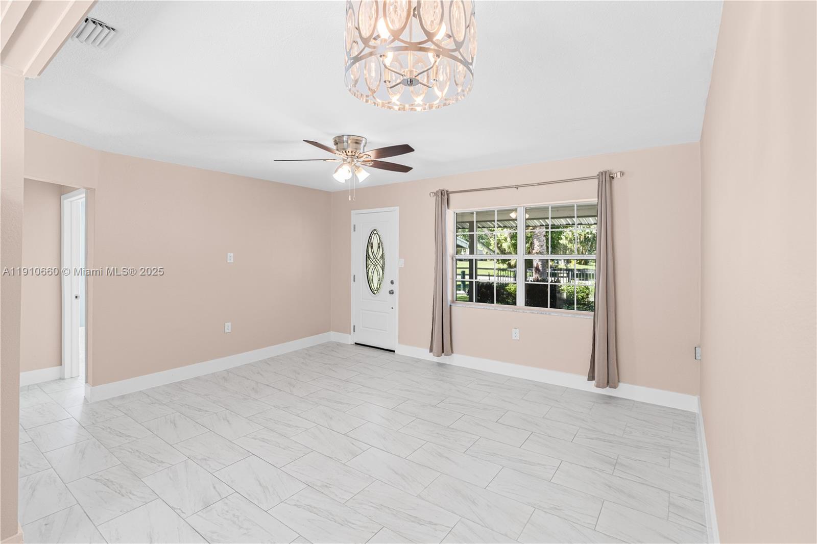 ALABAMA GROVE TERRACE - Residential