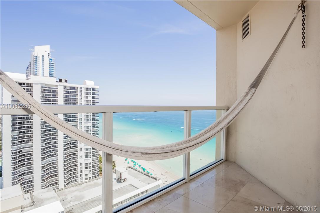 LA PERLA CONDO - Residential Lease