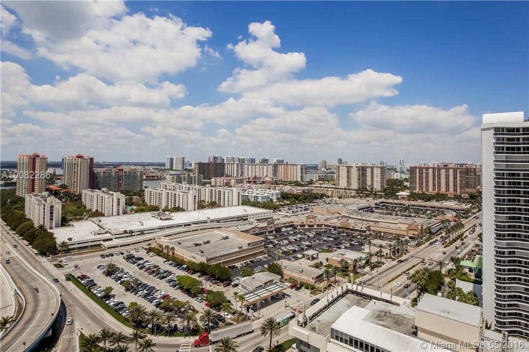 LA PERLA CONDO - Residential Lease