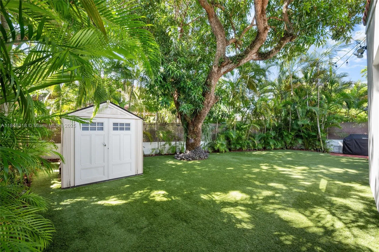 Miami, Florida 33129, United States, 3 Bedrooms Bedrooms, ,3 BathroomsBathrooms,Residential,Active,178053