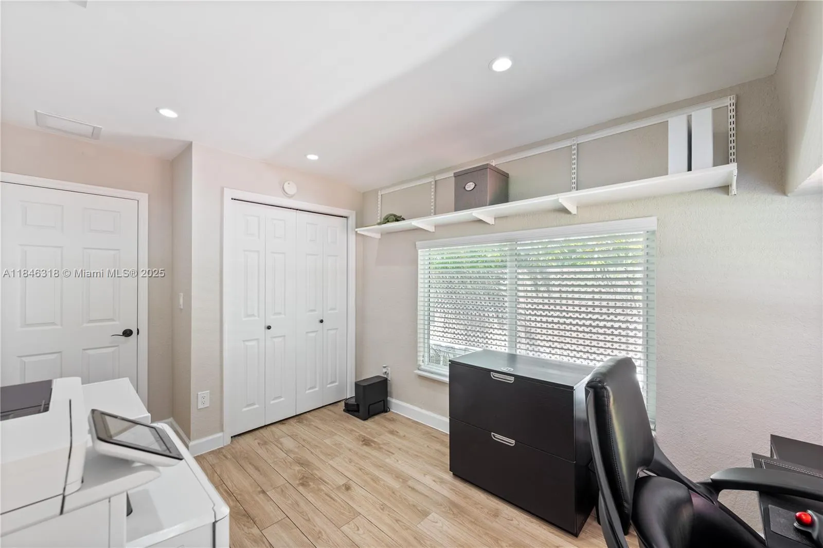 Miami, Florida 33129, United States, 3 Bedrooms Bedrooms, ,3 BathroomsBathrooms,Residential,Active,178053