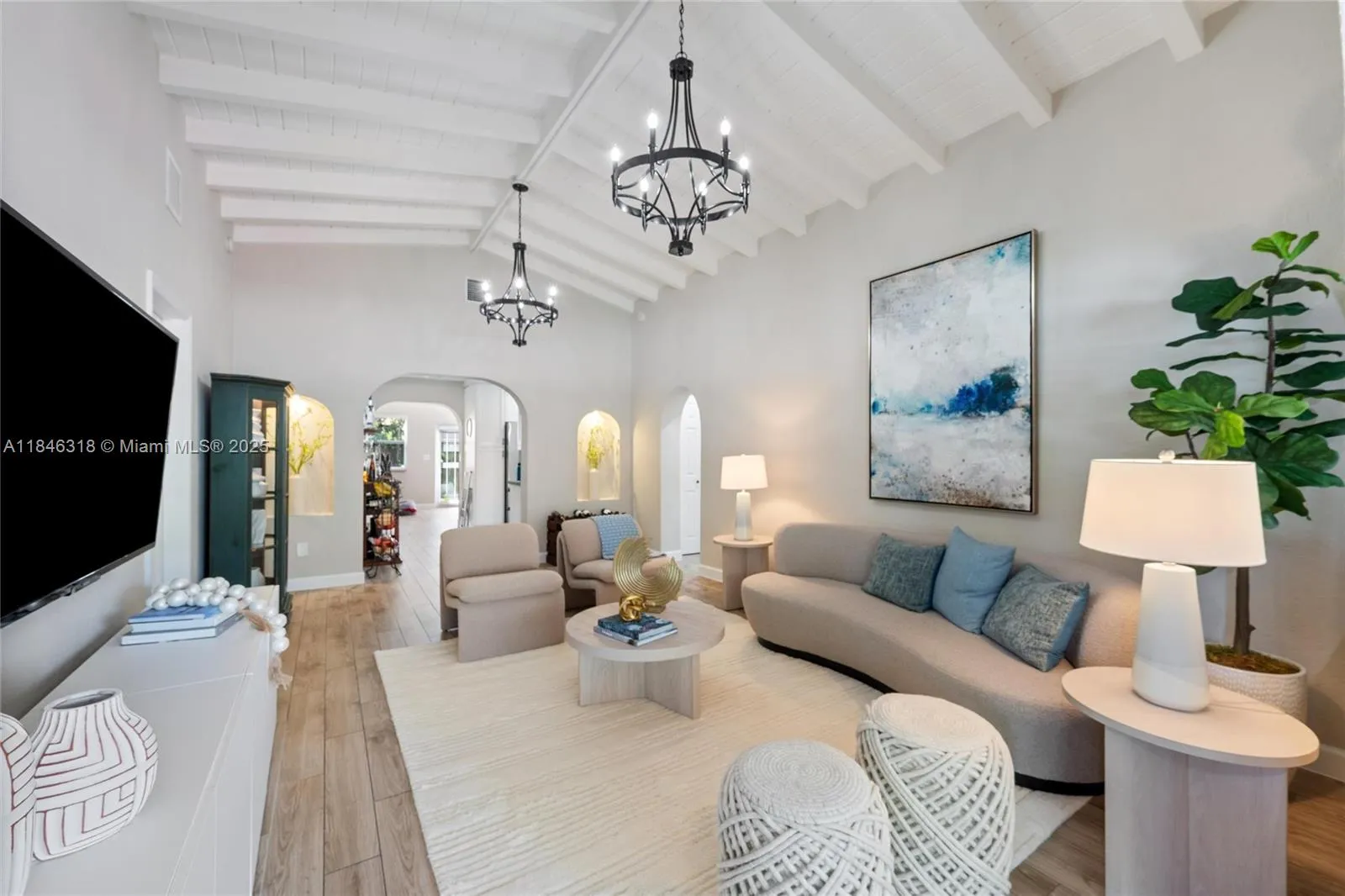 Miami, Florida 33129, United States, 3 Bedrooms Bedrooms, ,3 BathroomsBathrooms,Residential,Active,178053