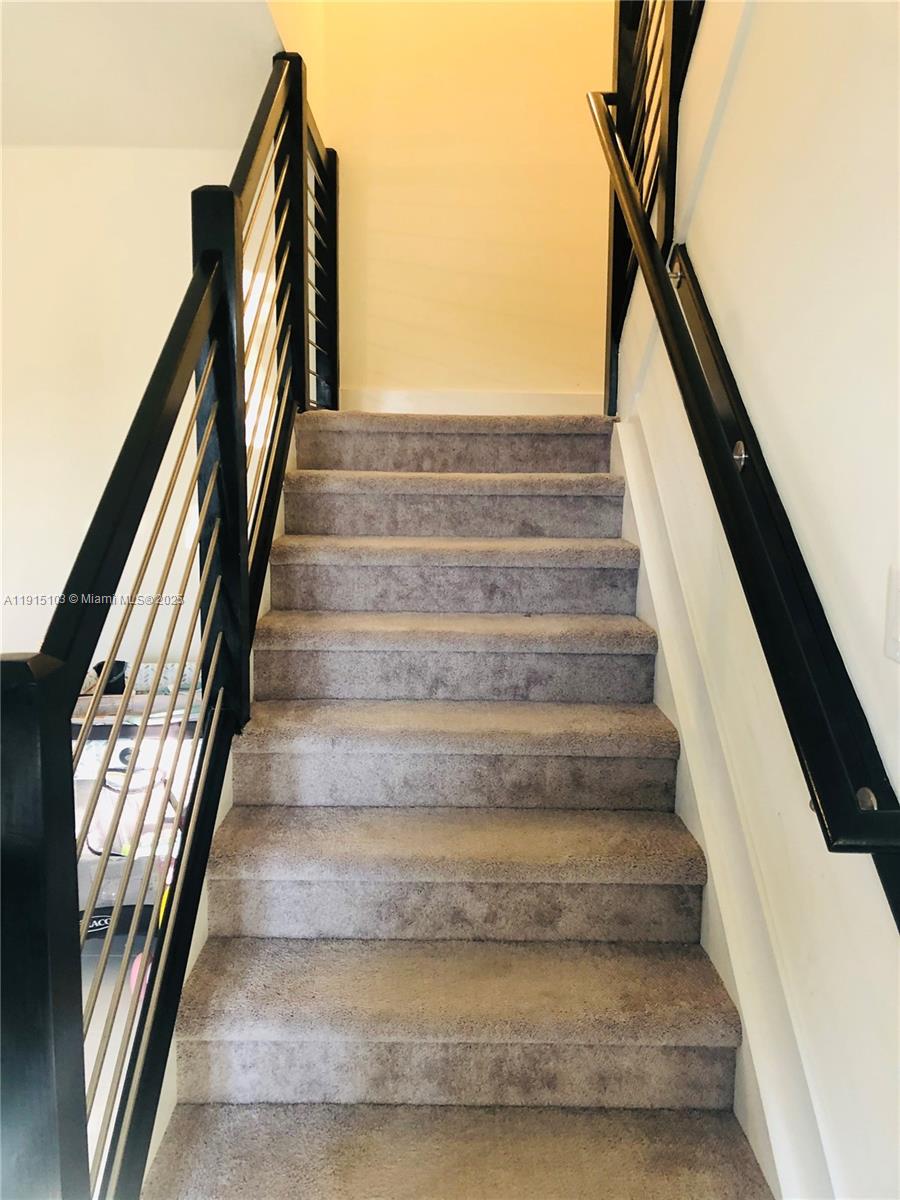 GRAND BAY SOUTH TOWNHOMES - Residential