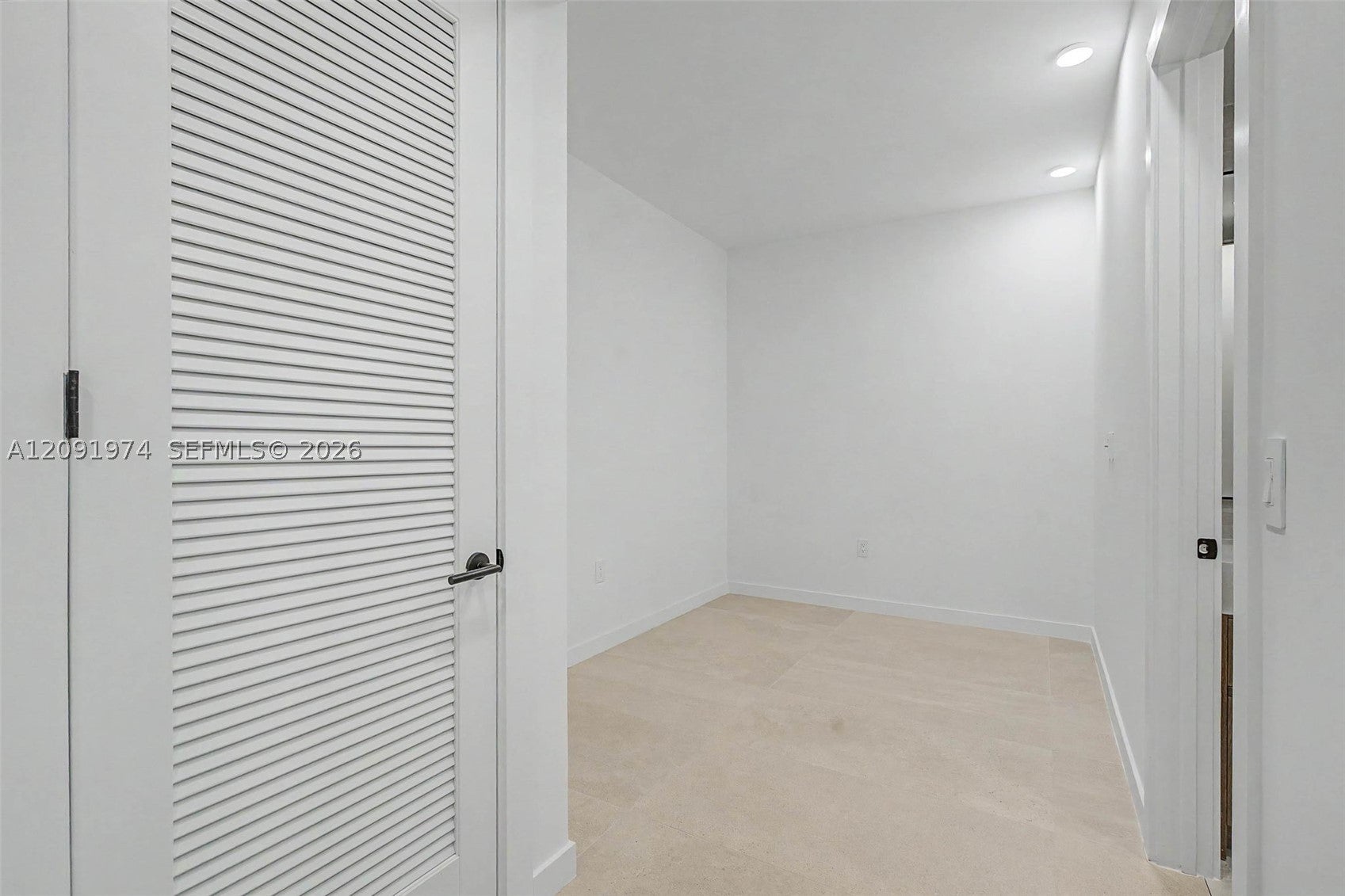 2200 Brickell Ave 406