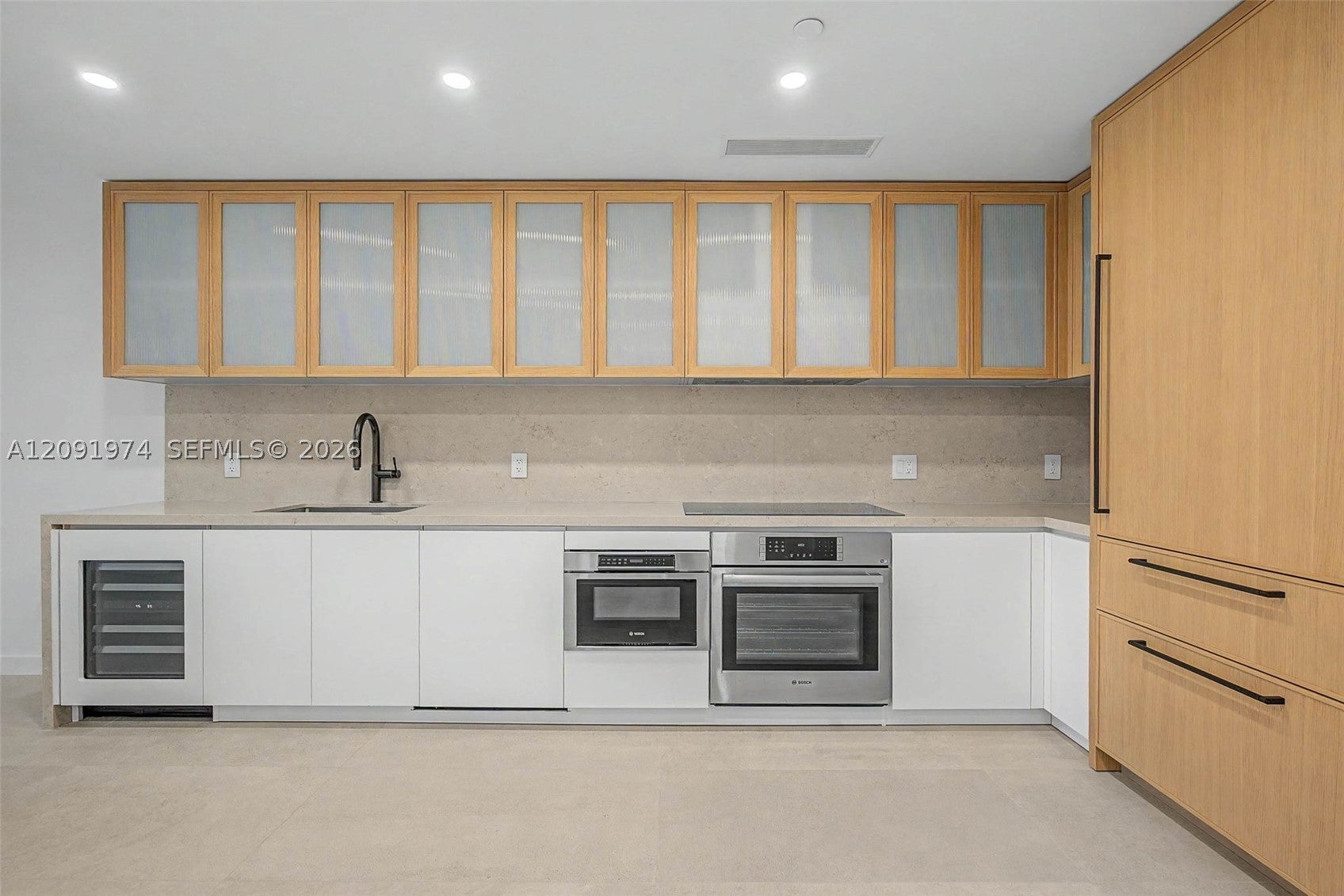 2200 Brickell Ave 406