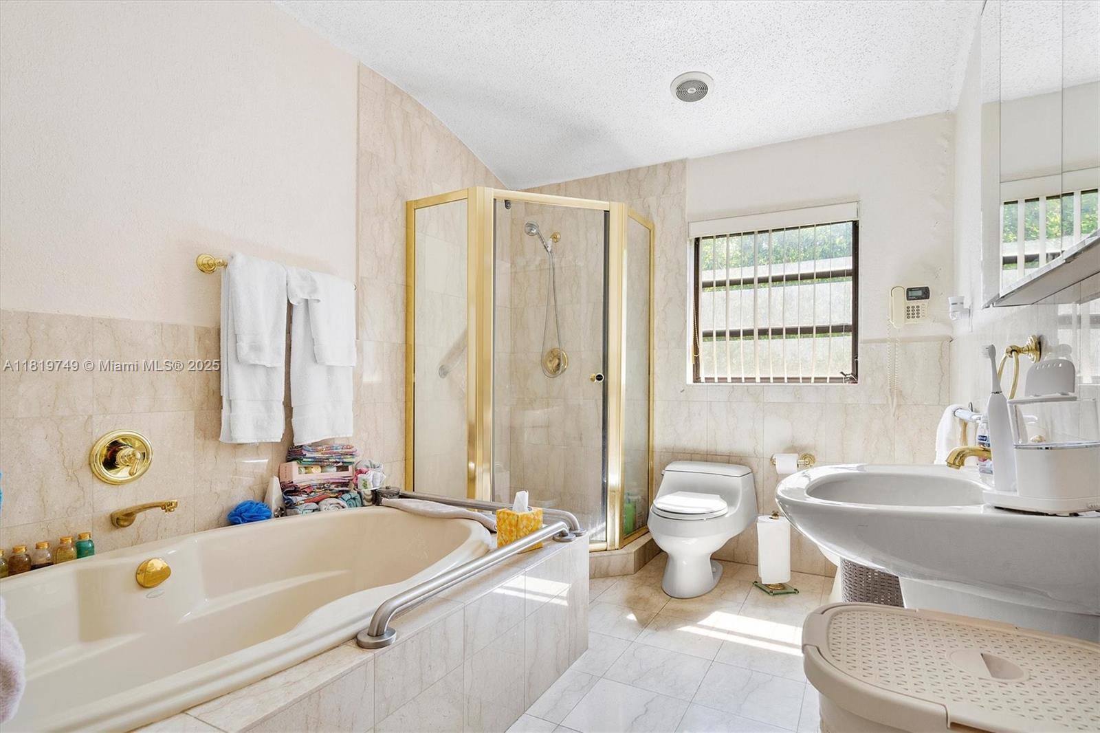 BAL HARBOUR RESIDENTIAL S - Residential