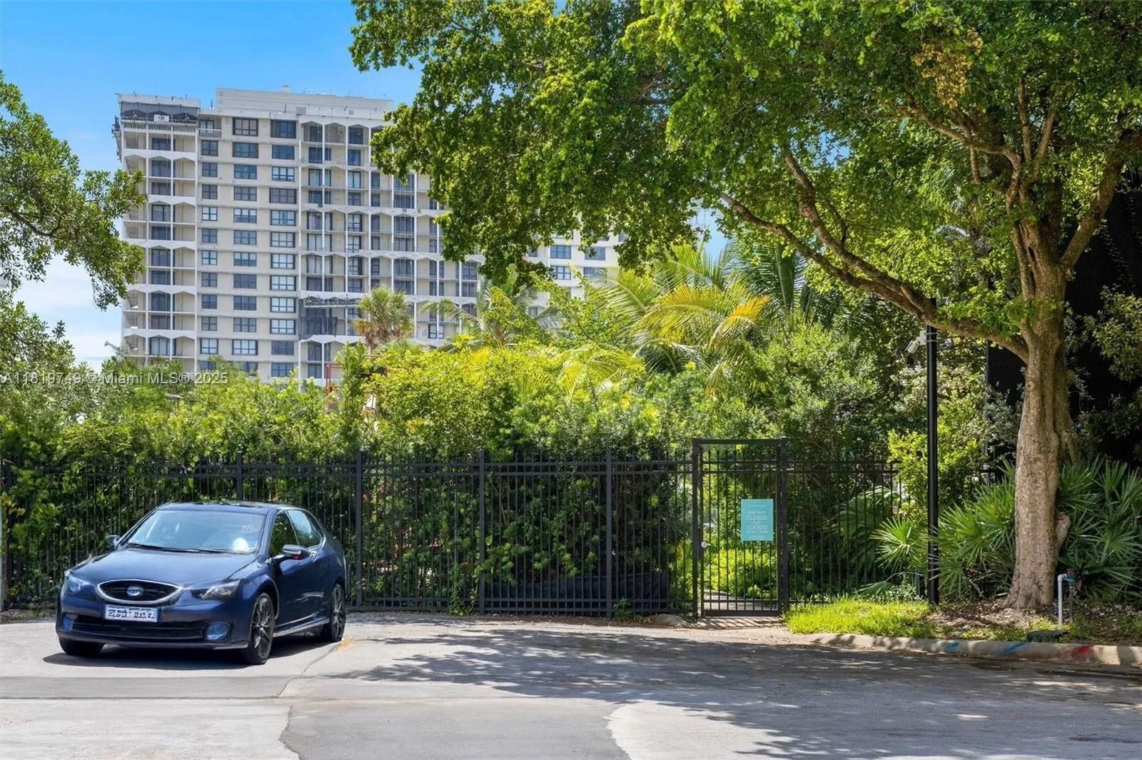 BAL HARBOUR RESIDENTIAL S - Residential