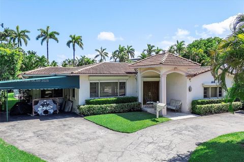 96 Bal Cross Dr Bal Harbour FL 33154