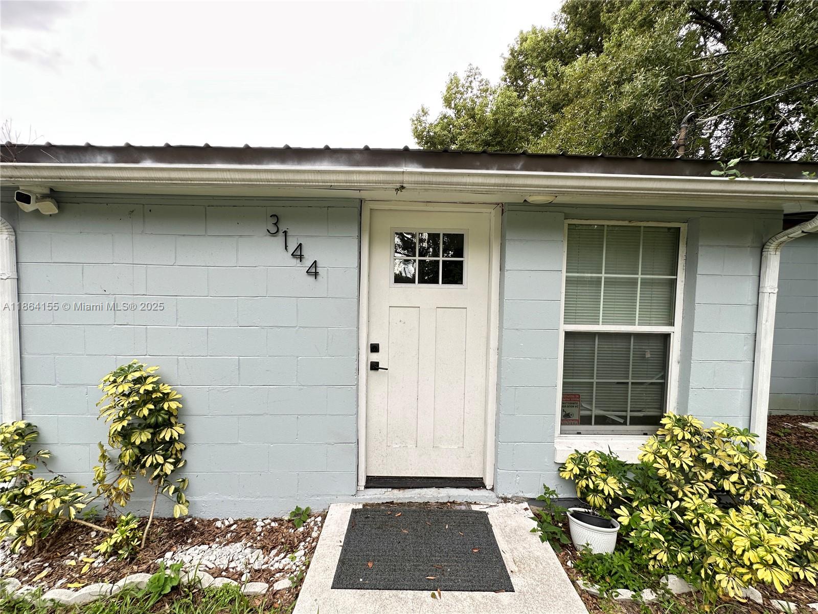 Welcome to 3144 West Washington—a charming 2-bed, 2-bath home in the heart of Orlando, just minutes from downtown. Enjoy a fully equipped kitchen with refrigerator, range, dishwasher, plus washer and dryer. Wood laminate floors throughout, tile in kitchen and baths, and central A/C for year-round comfort. The primary bedroom offers a walk-in closet. Outside, relax in the spacious backyard and enjoy private parking. Conveniently located near top shopping, dining, and major highways: I-4, 417, and 528. Comfort, style, and location—all in one!