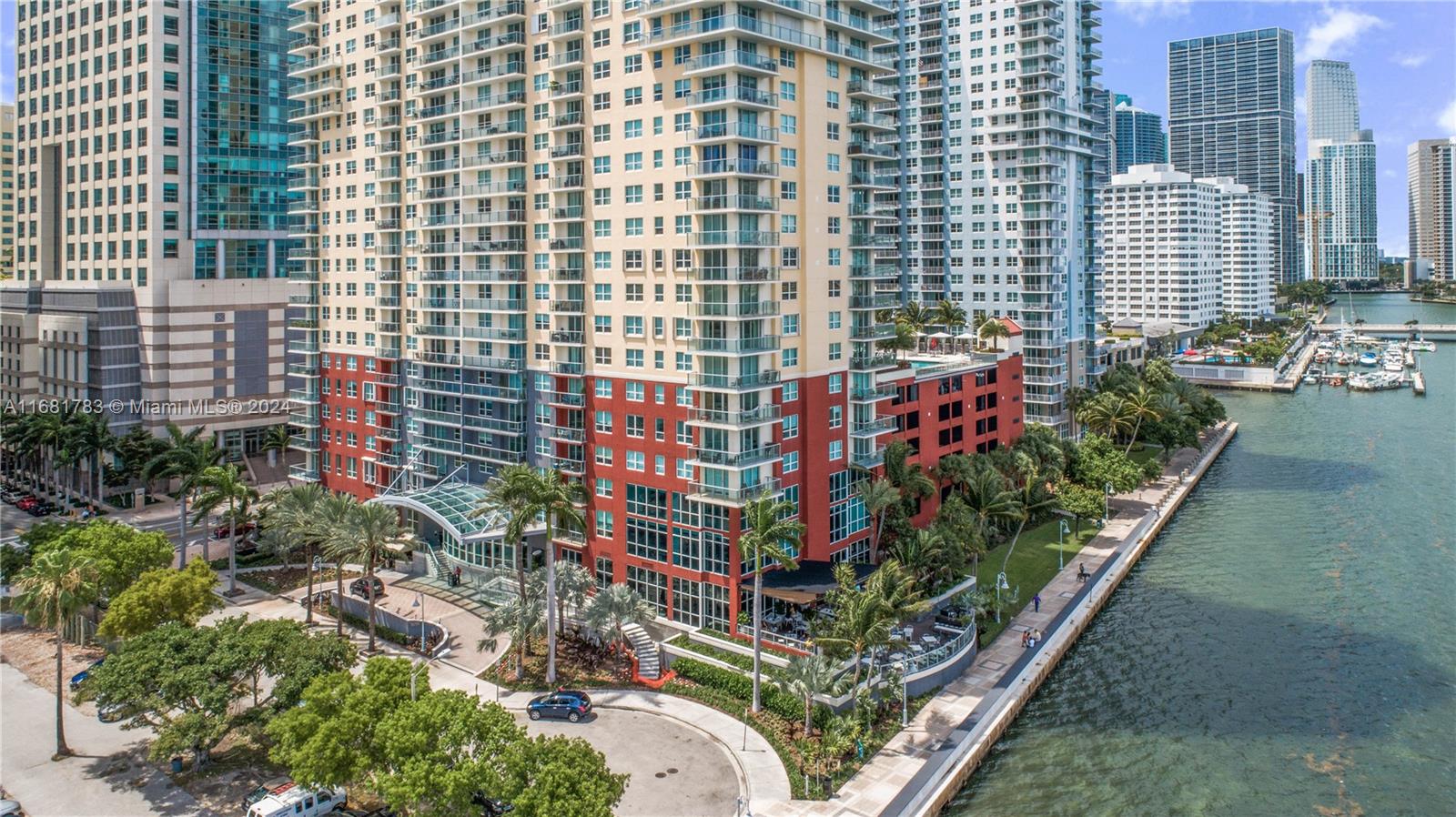 1155 Brickell Bay Dr C2-0
