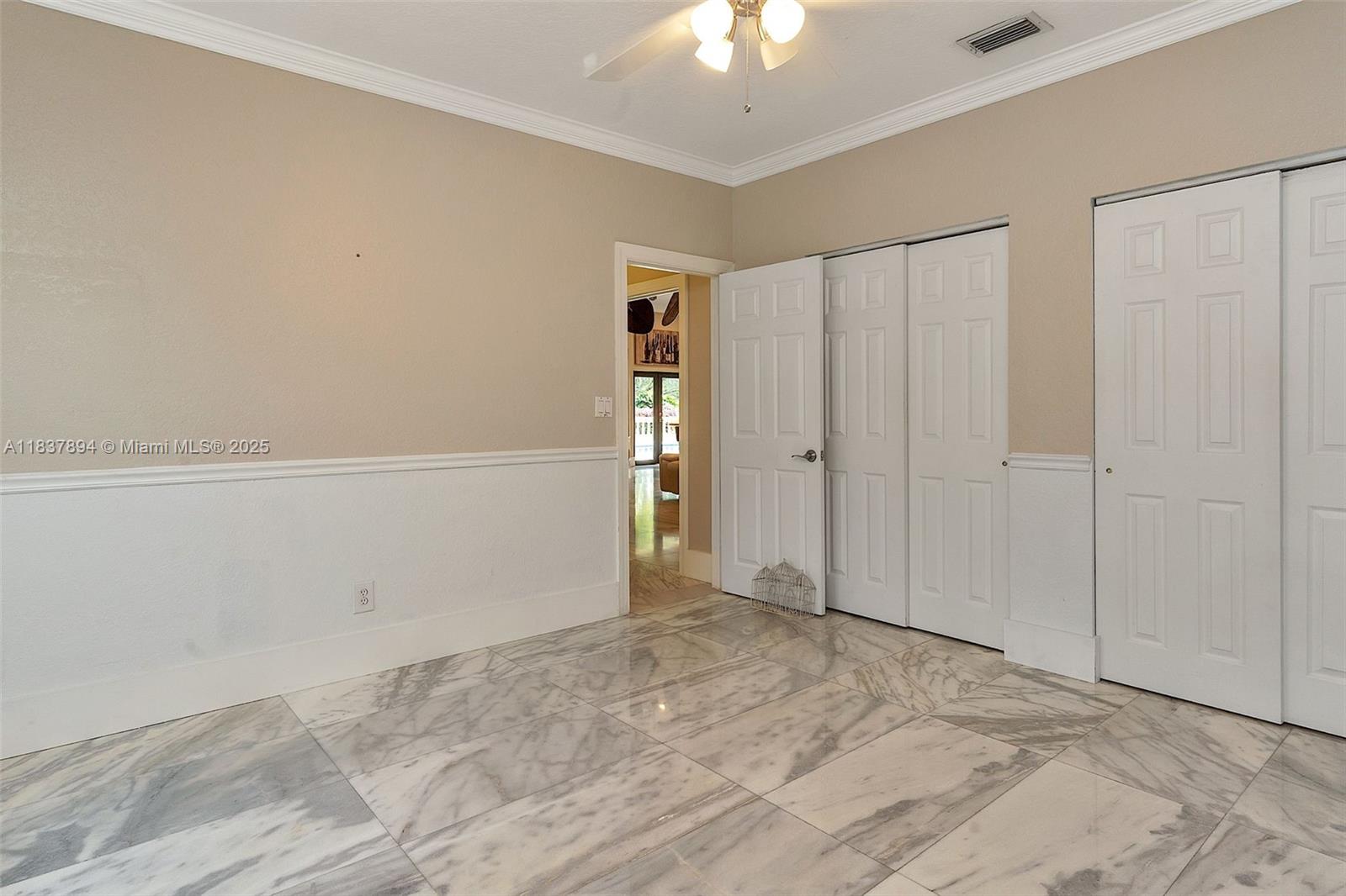 CARLTON ESTATES-2 - Residential Lease