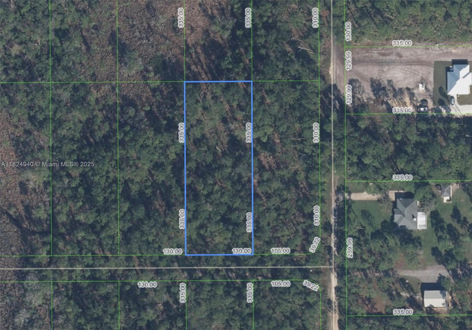 Desirable 1-acre residential lot located in Orange Blossom Acres in Sebring, Florida. This undeveloped parcel offers a great opportunity to build your dream home or invest in Florida land! Enjoy the tranquility of the area with a few neighboring homes nearby and convenient access to local amenities. Privacy and no HOA. Take advantage of this chance to own an acre in Sebring’s growing community. Near Sebring Raceway, Lake Jackson, Bok Tower, Camping, Horseback Riding, Boating and more! Buyer must perform their due diligence on property.