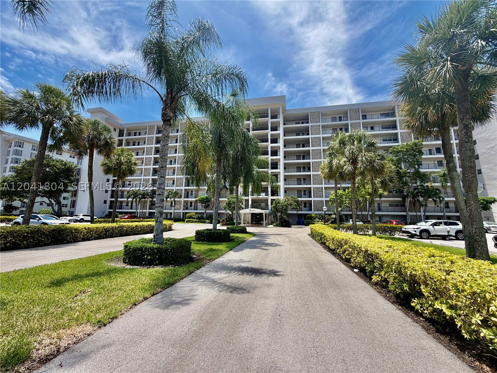 3200 N Palm Aire Dr